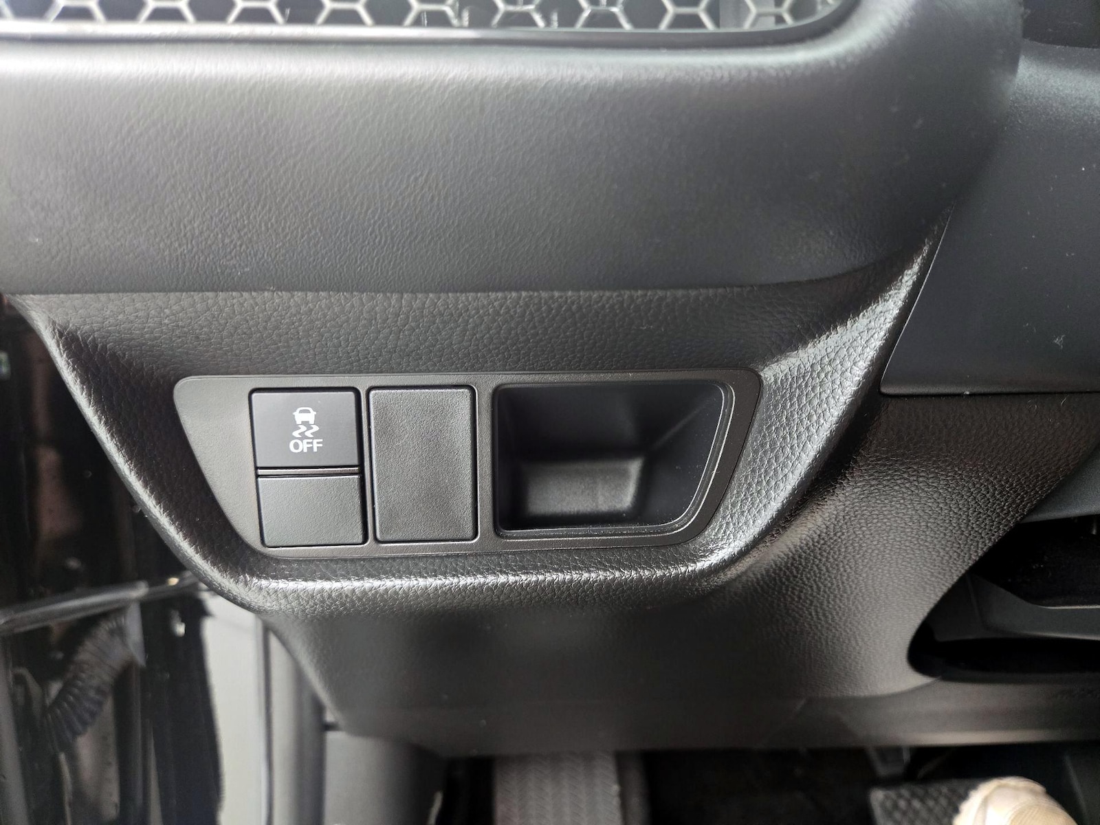 2025 Honda HR-V LX - Photo 14