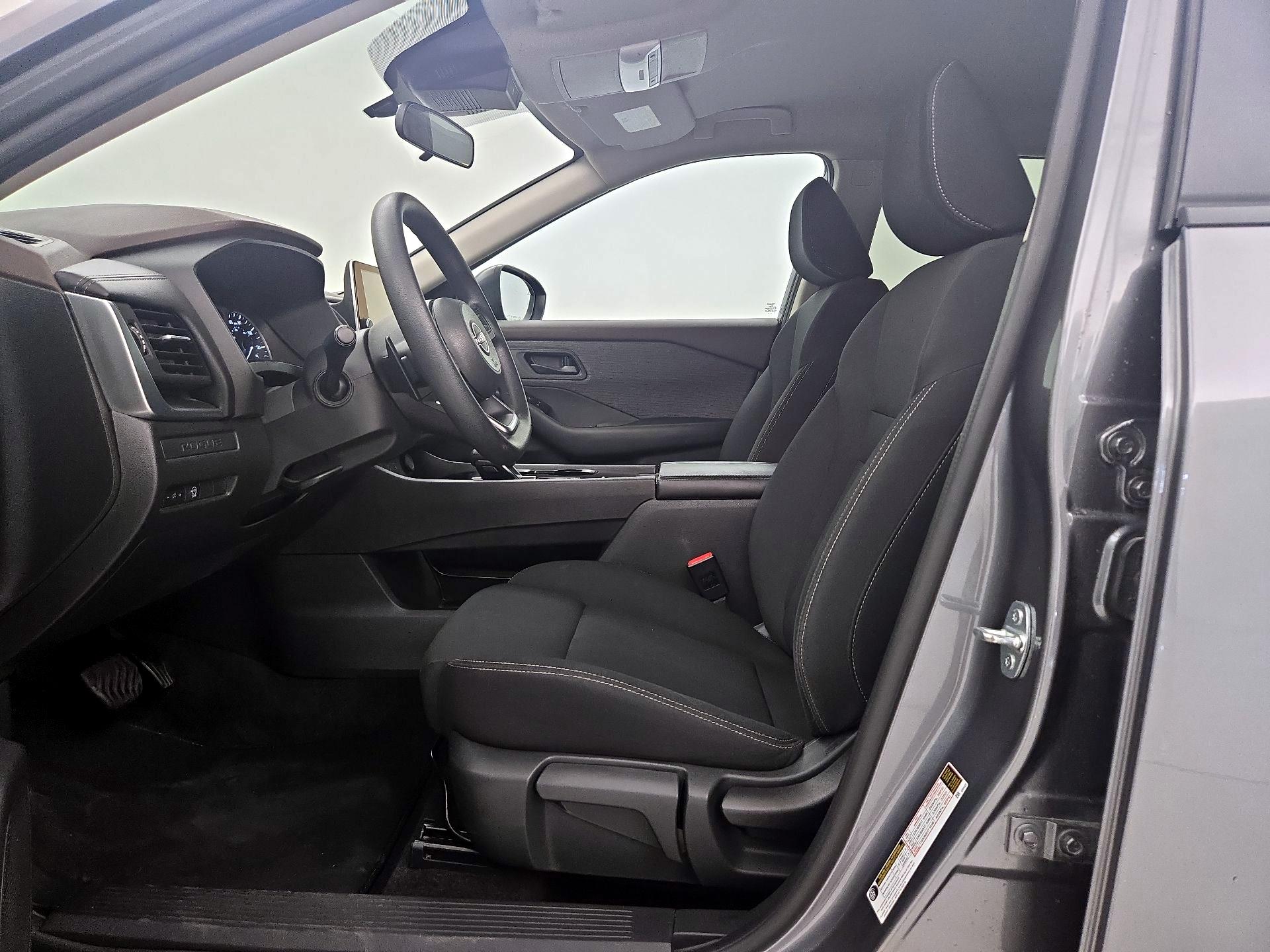 Thumbnail: 2023 Nissan Rogue - 11