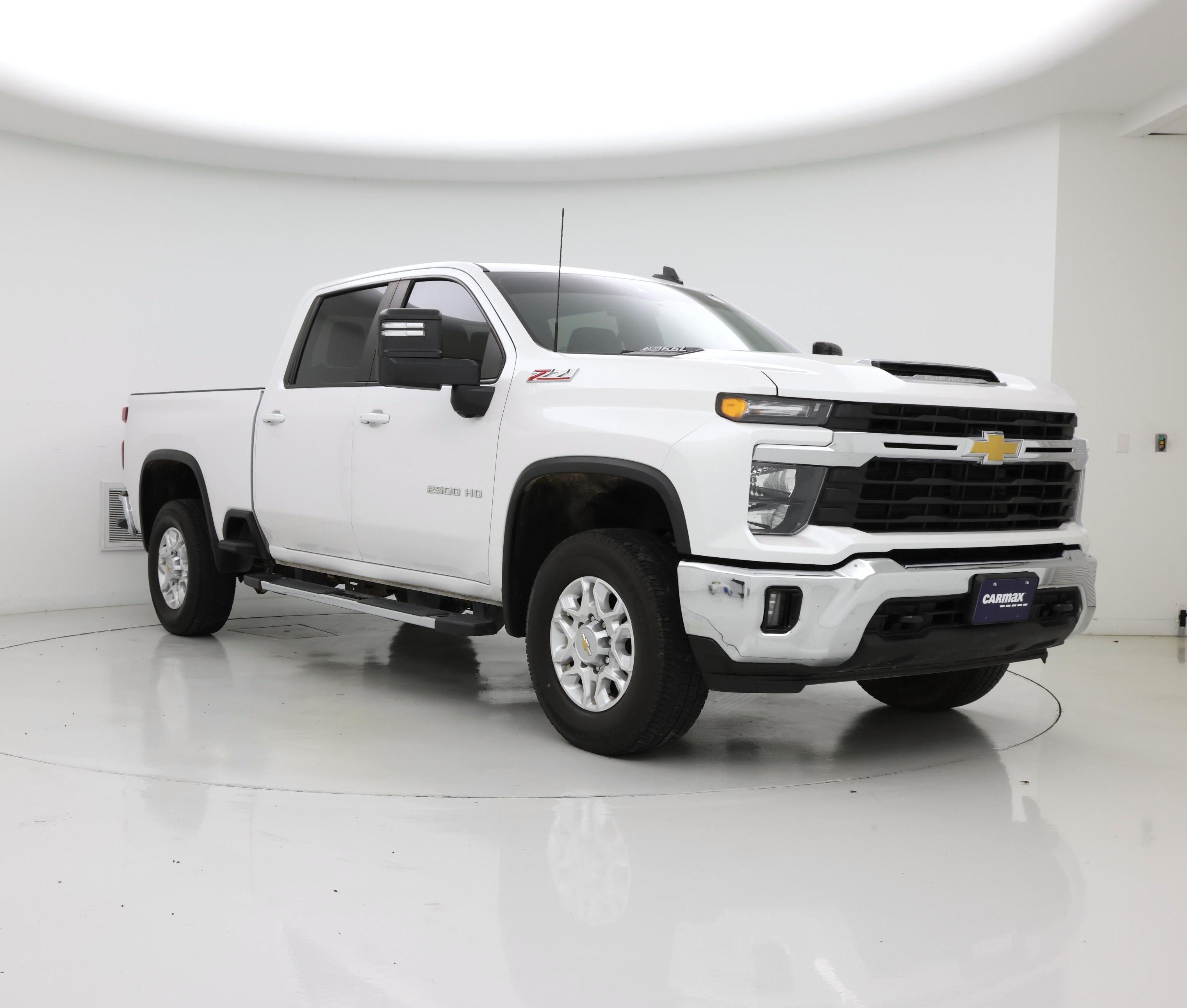 White 2024 Chevrolet Silverado 2500HD Pickup Truck Four-Wheel Drive Automatic