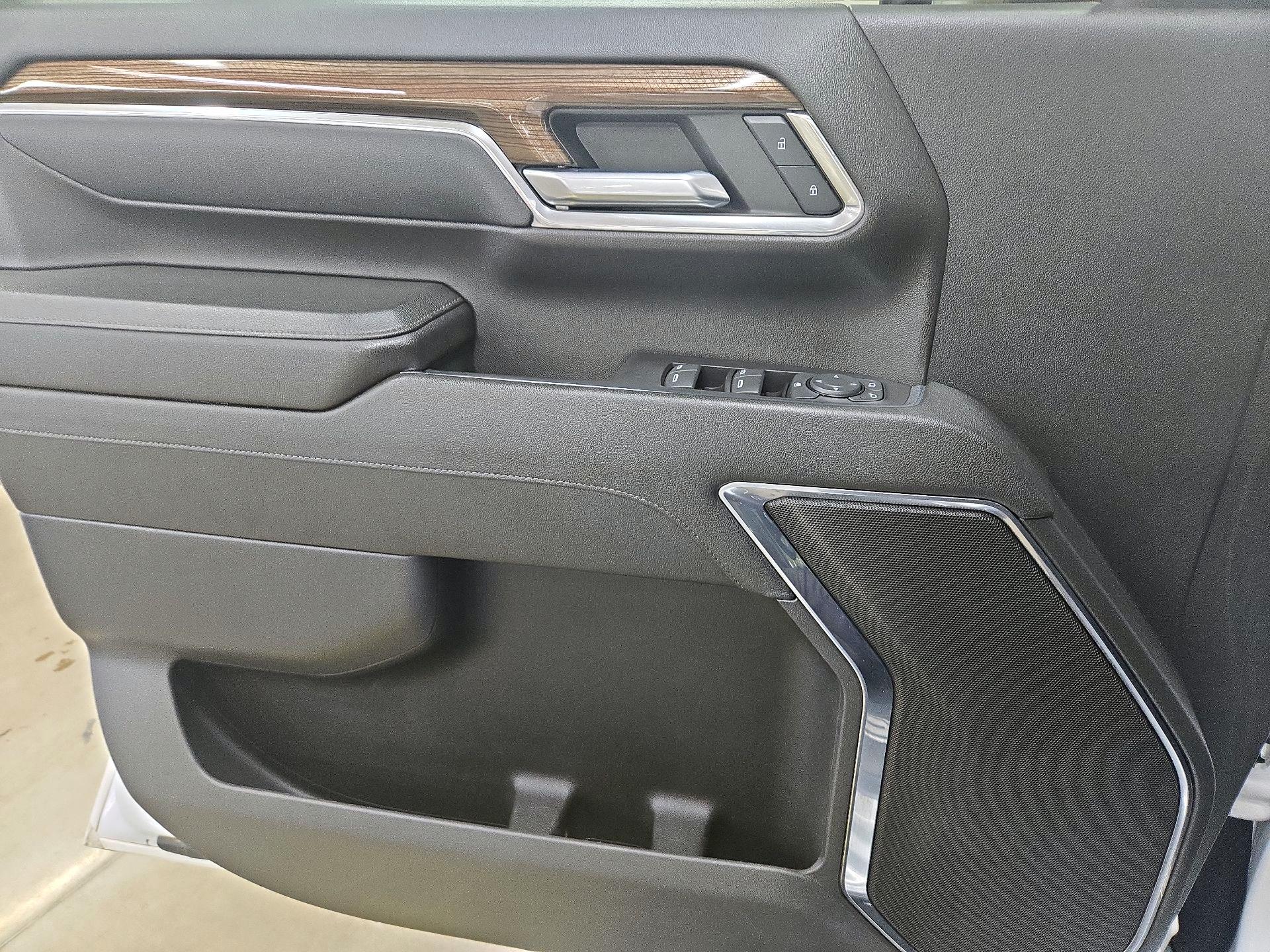 Thumbnail: 2024 Chevrolet Silverado 2500 - 12