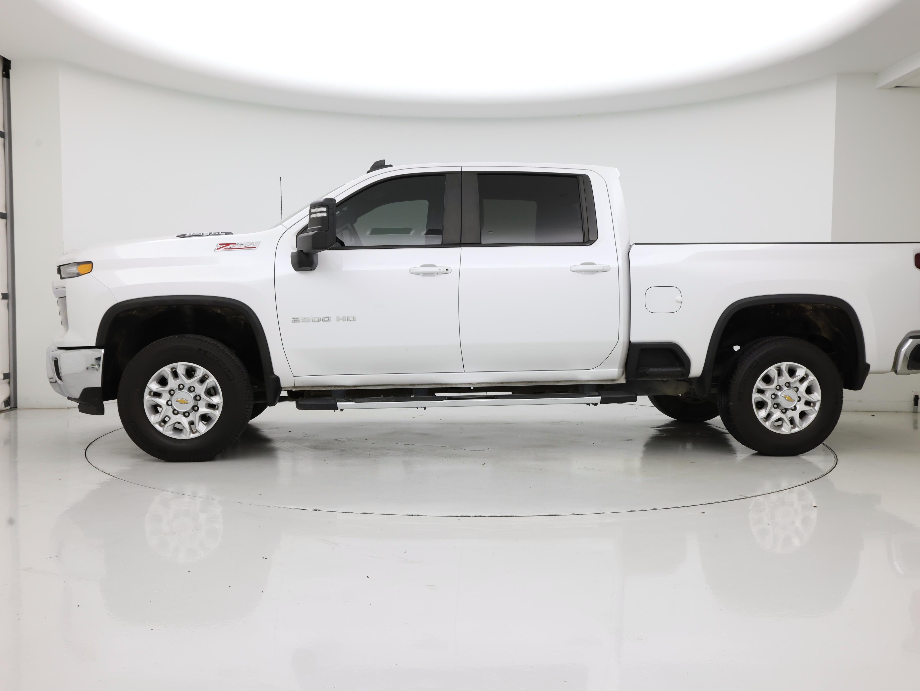 Thumbnail: 2024 Chevrolet Silverado 2500 - 3
