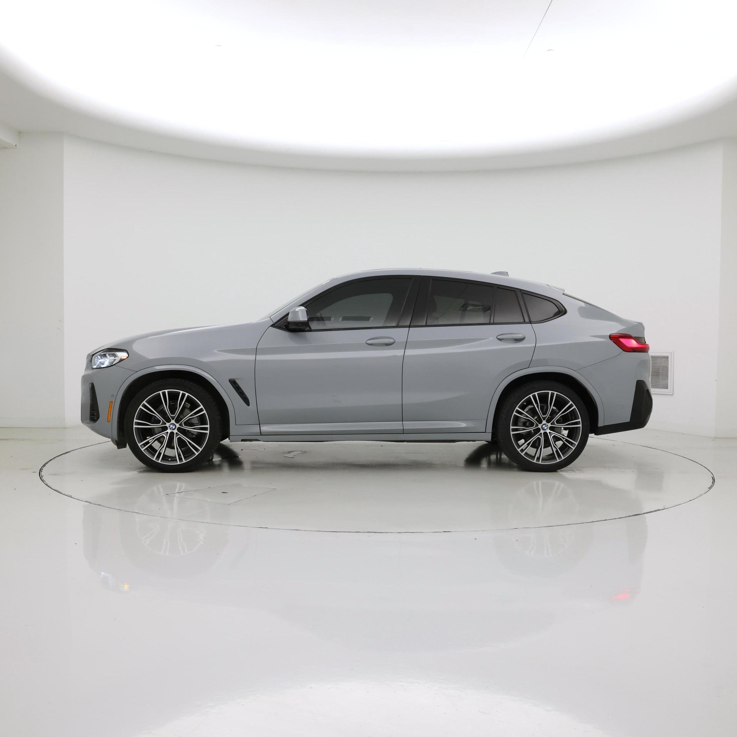 Thumbnail: 2022 BMW X4 - 3