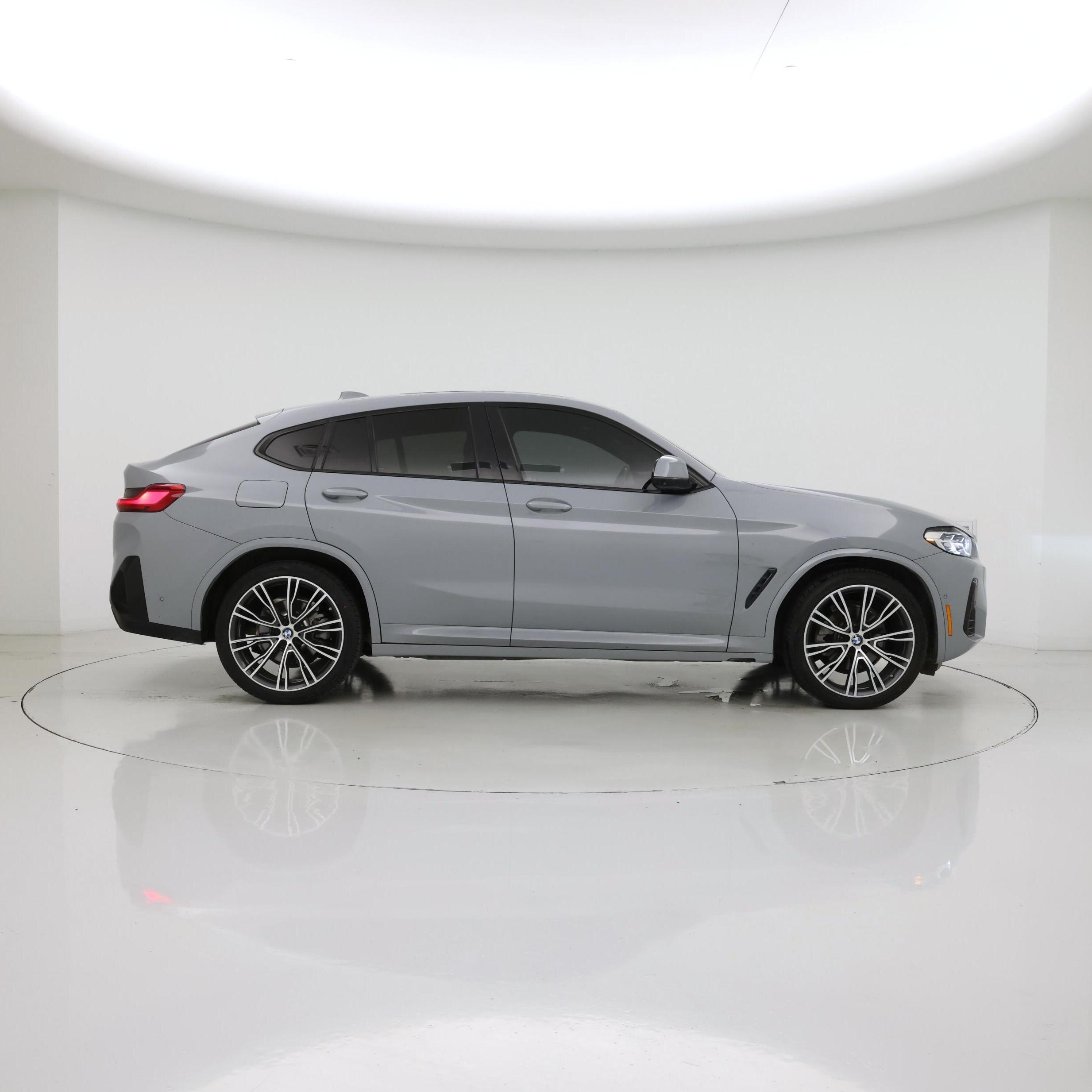 Thumbnail: 2022 BMW X4 - 7