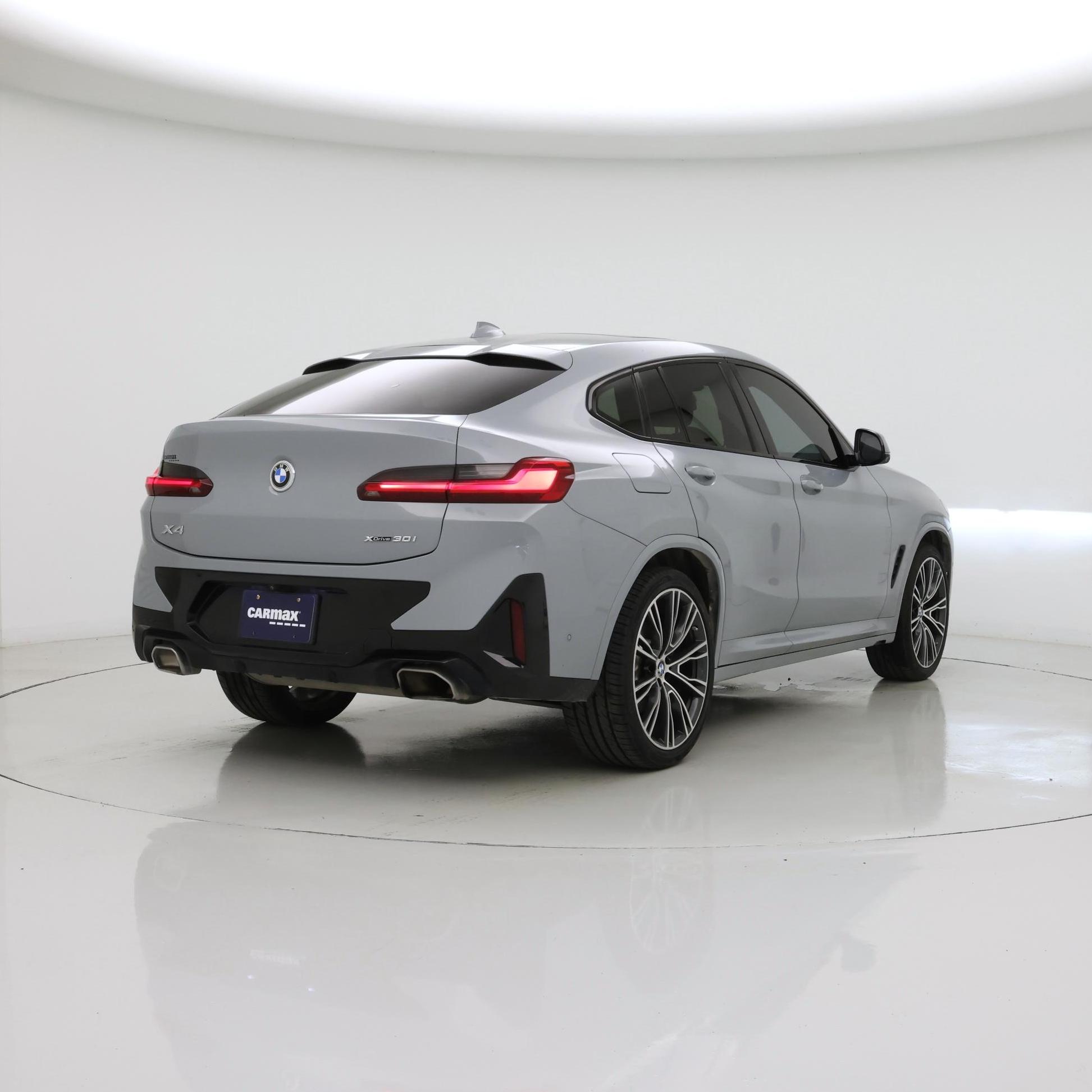 Thumbnail: 2022 BMW X4 - 8
