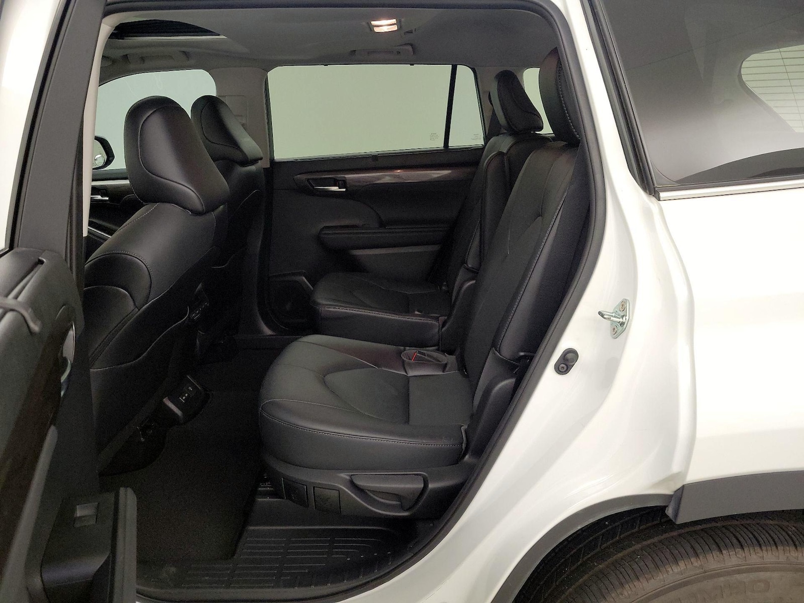 2022 Toyota Highlander Limited - Photo 21