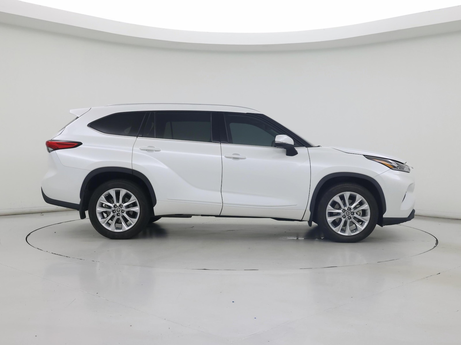 2022 Toyota Highlander Limited - Photo 8
