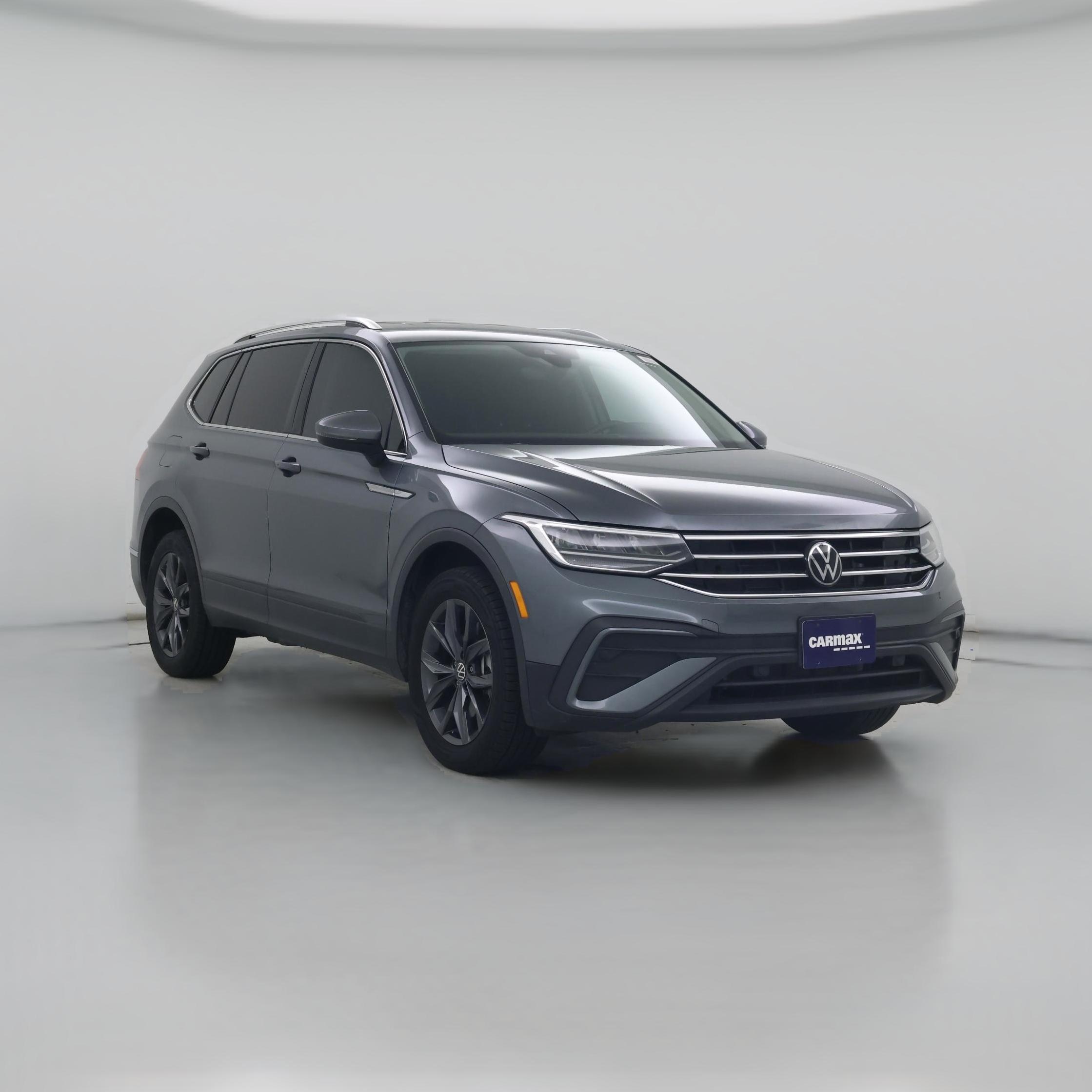 Thumbnail: 2023 Volkswagen Tiguan - 1