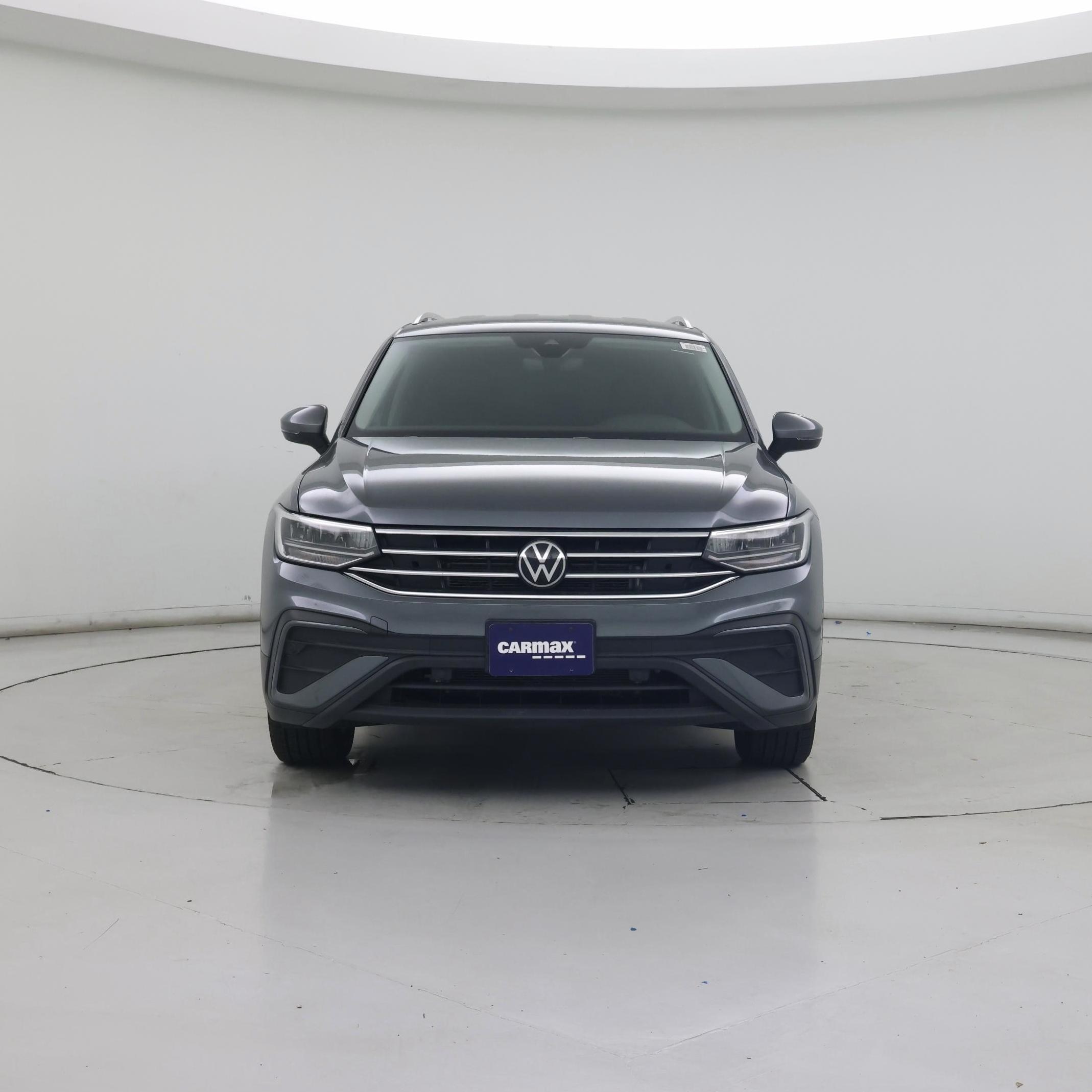 Thumbnail: 2023 Volkswagen Tiguan - 5