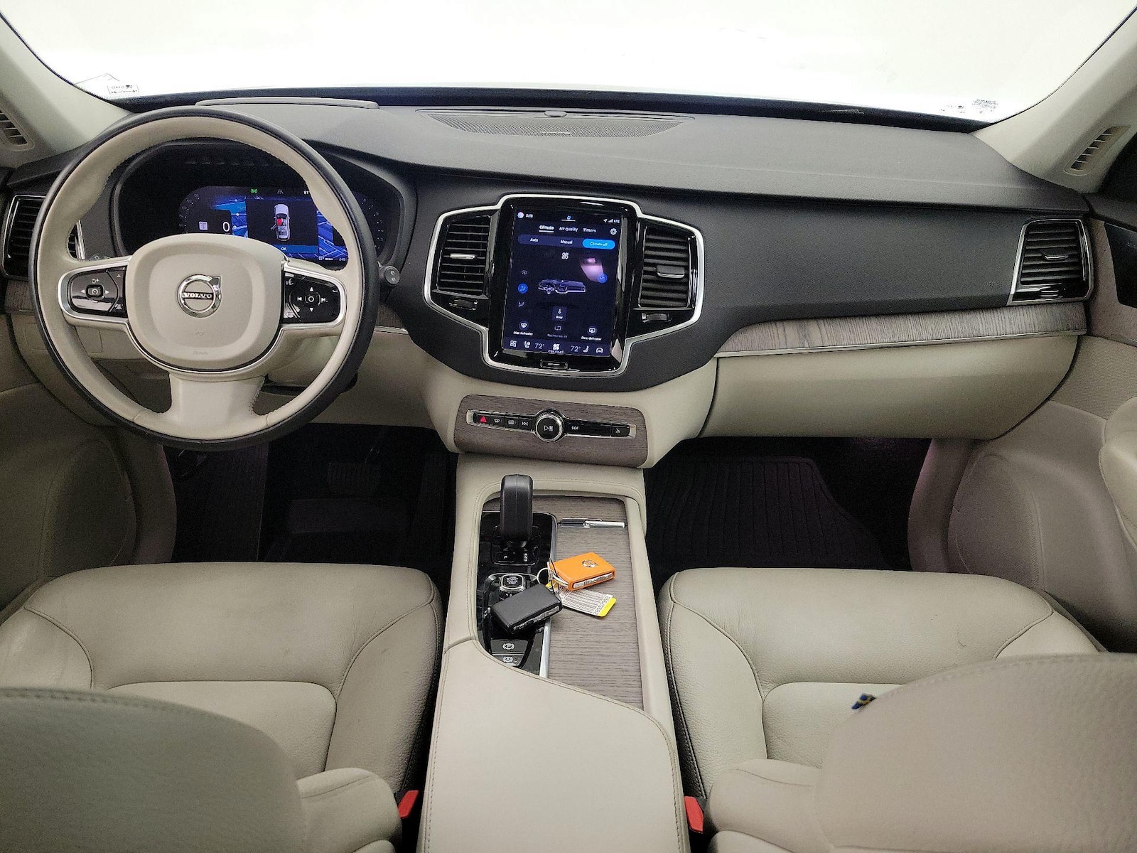 2023 Volvo XC90 Plus - Photo 10