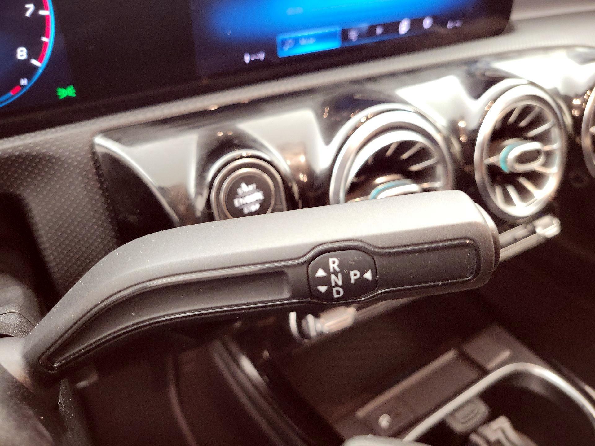 Thumbnail: 2020 Mercedes-Benz CLA - 17