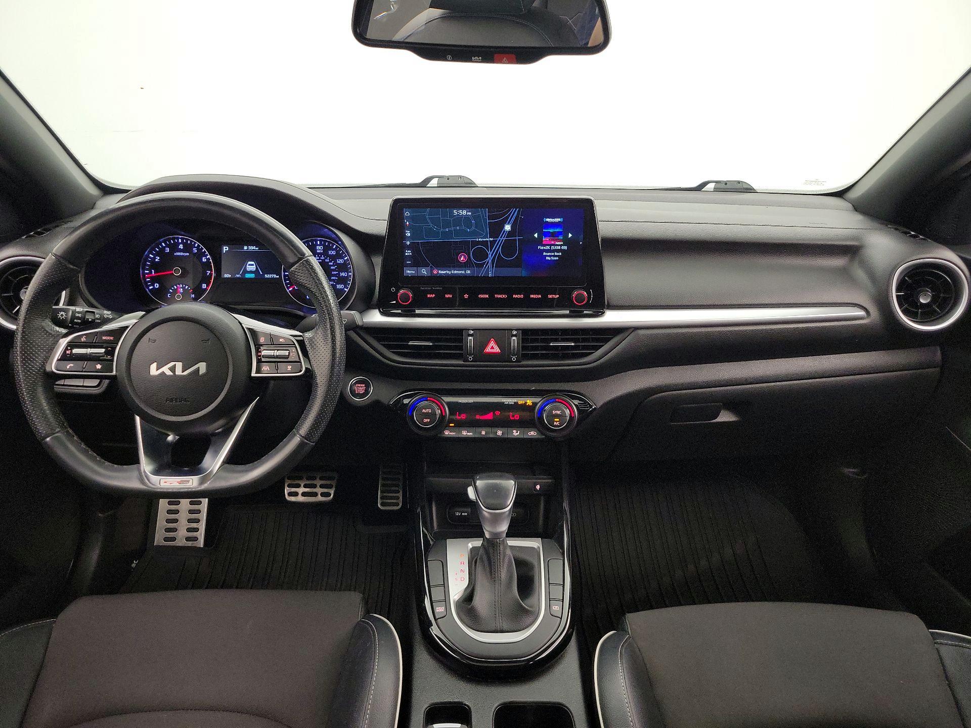 Thumbnail: 2024 Kia Forte - 9