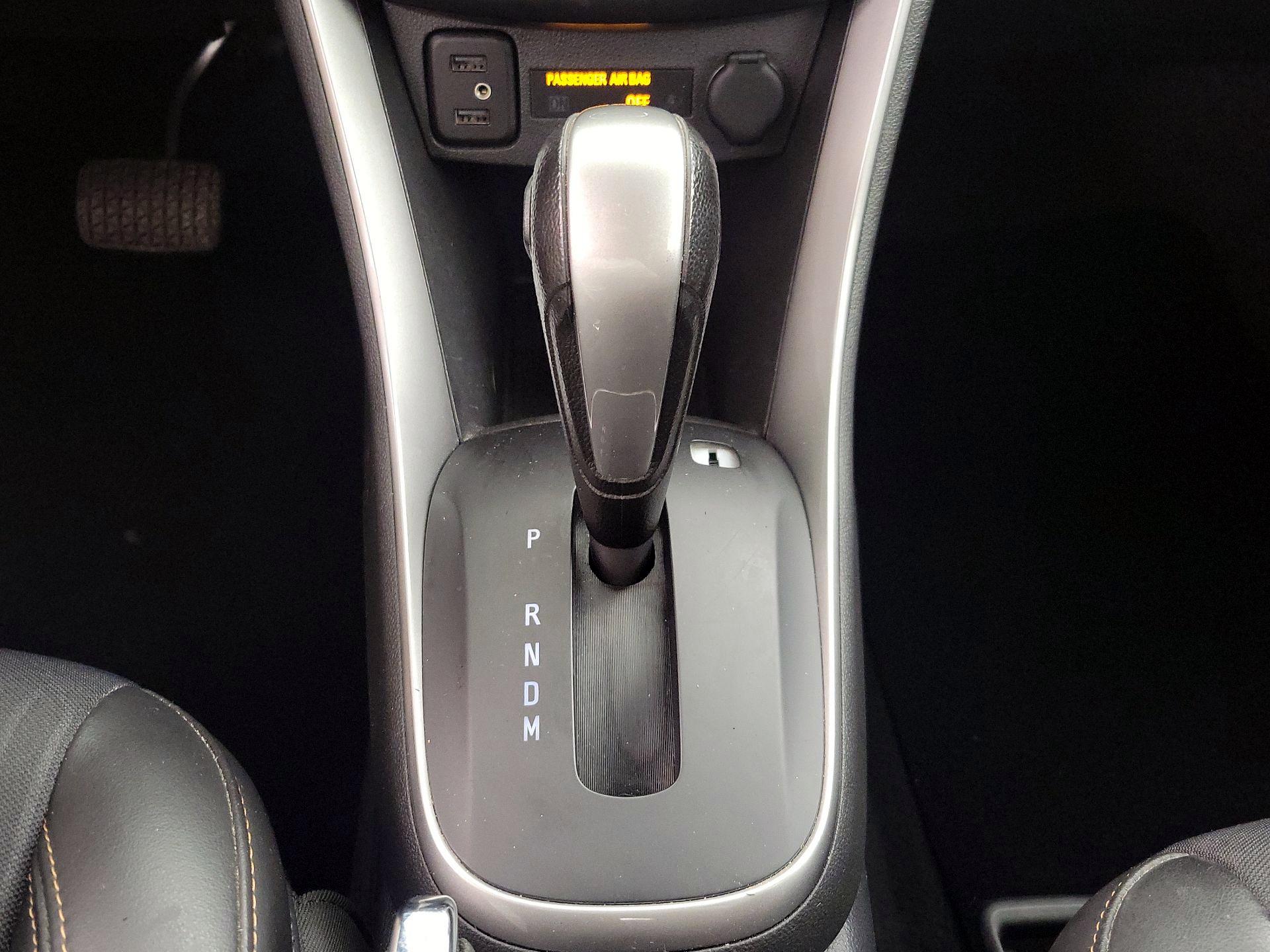 Thumbnail: 2021 Chevrolet Trax - 17