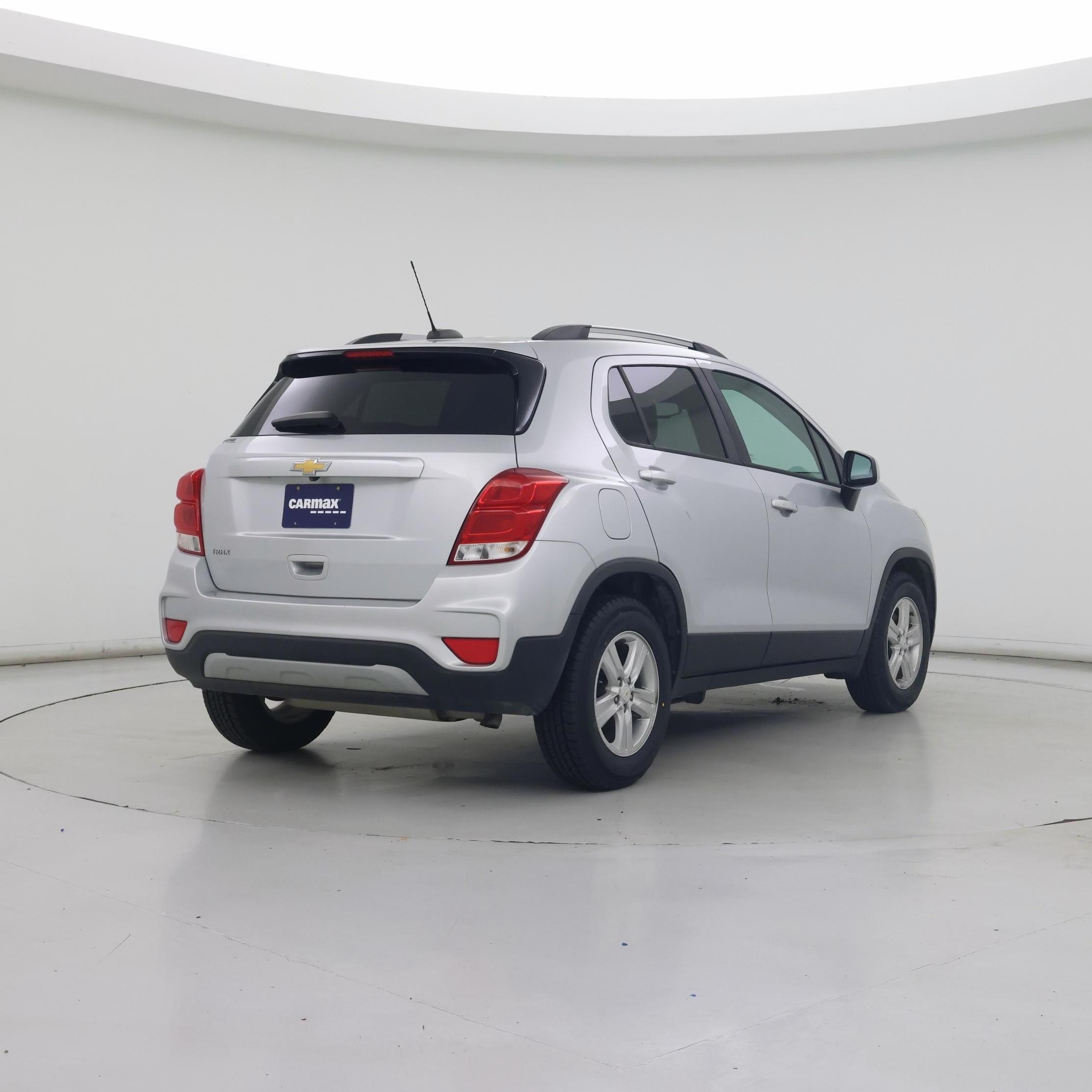 Thumbnail: 2021 Chevrolet Trax - 8