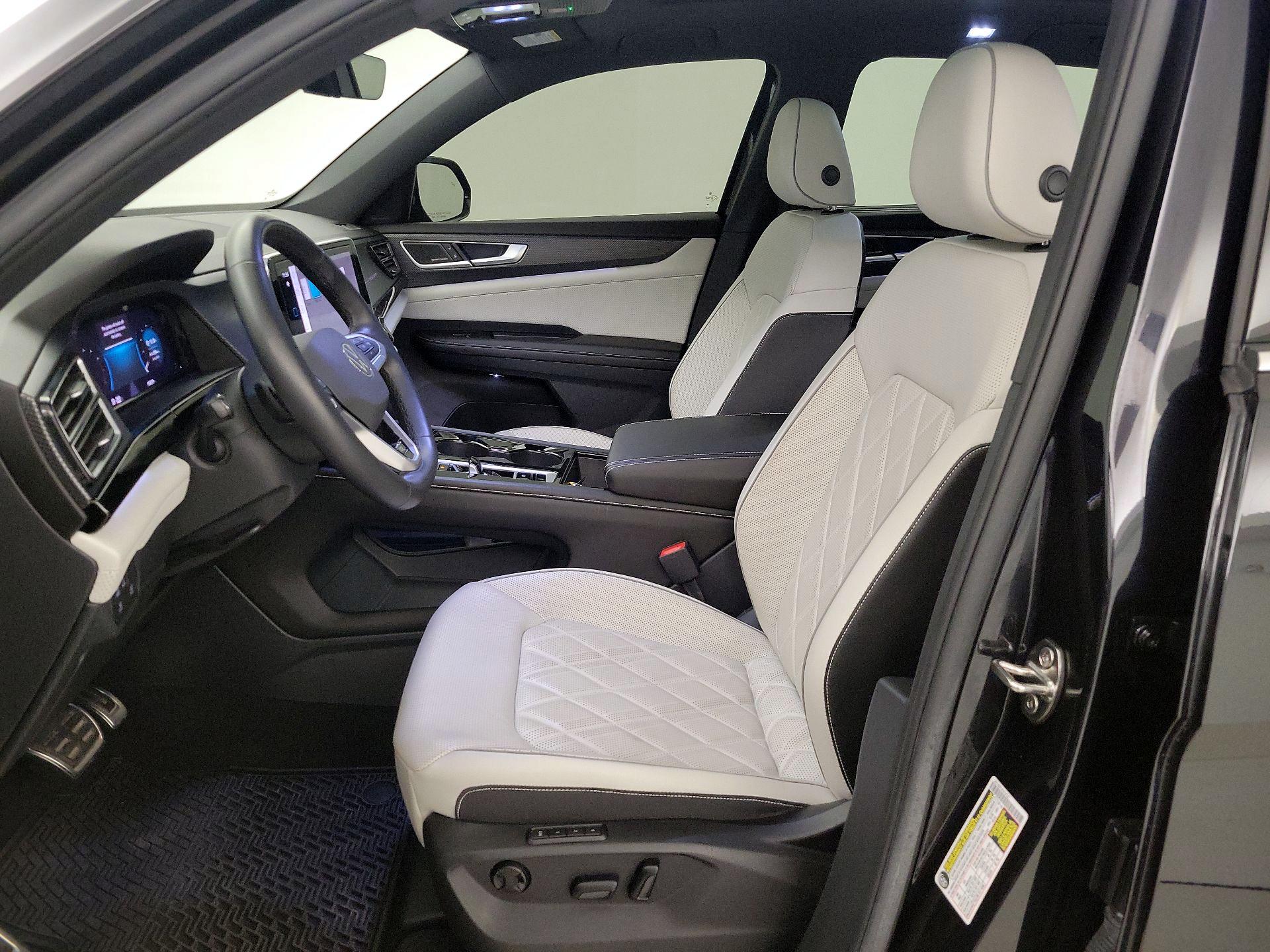 Thumbnail: 2024 Volkswagen Atlas - 11
