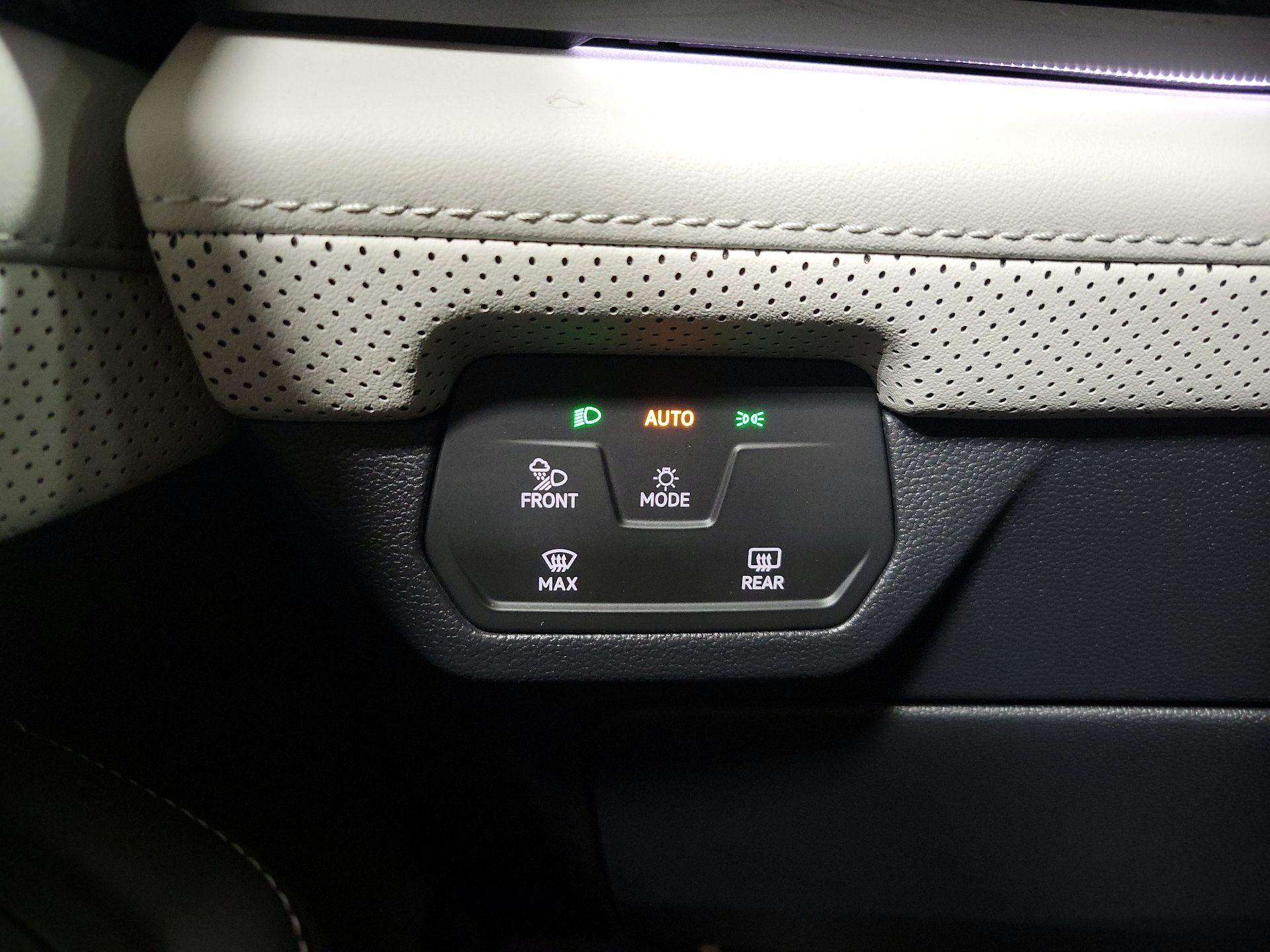 Thumbnail: 2024 Volkswagen Atlas - 13