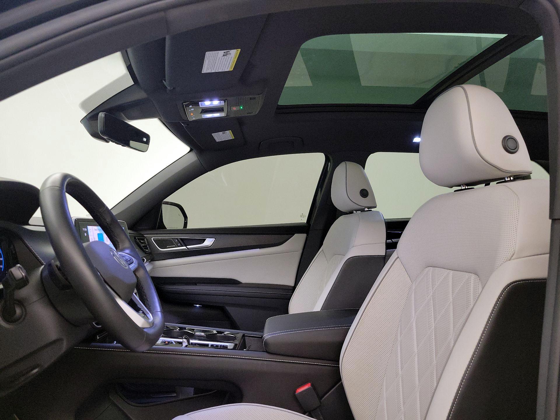 Thumbnail: 2024 Volkswagen Atlas - 19