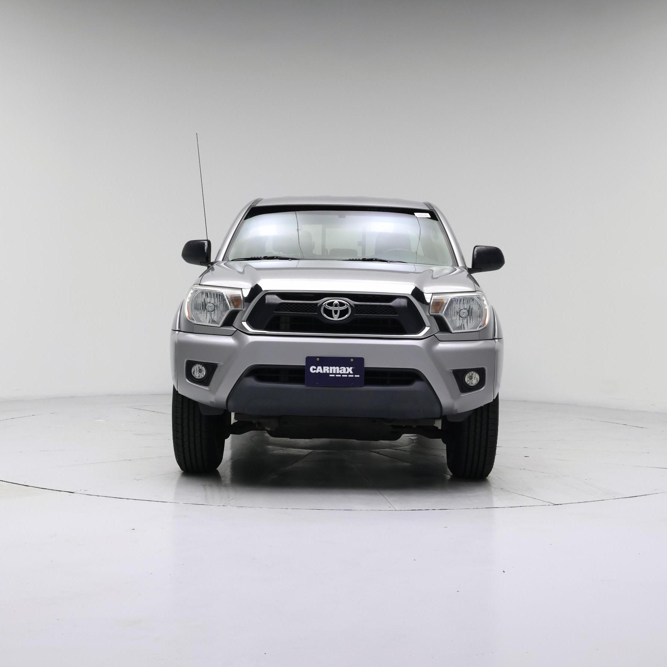 Thumbnail: 2015 Toyota Tacoma - 5