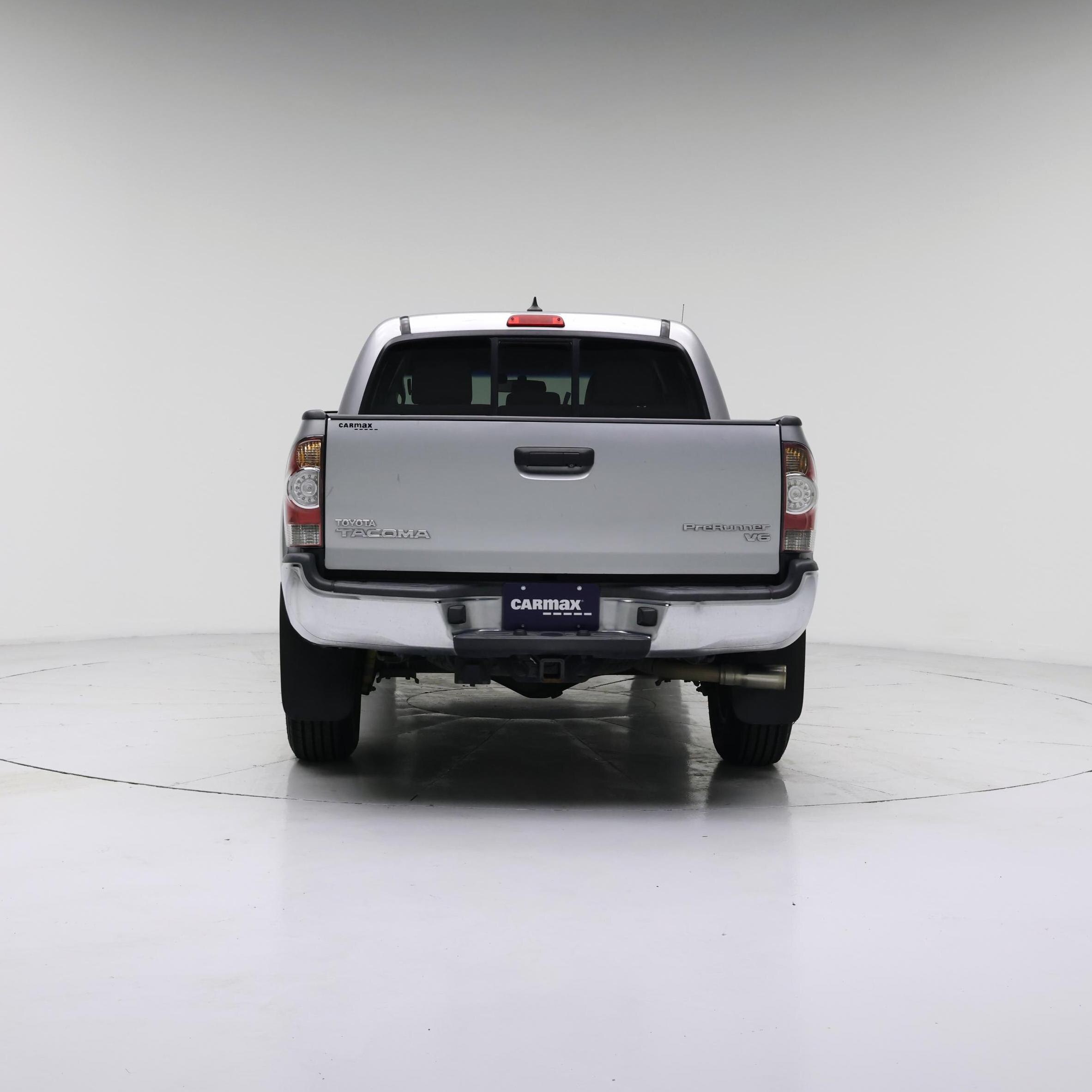 Thumbnail: 2015 Toyota Tacoma - 6