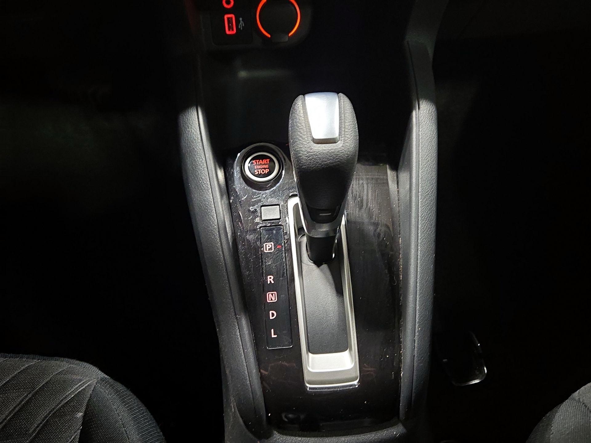 Thumbnail: 2021 Nissan Kicks - 17