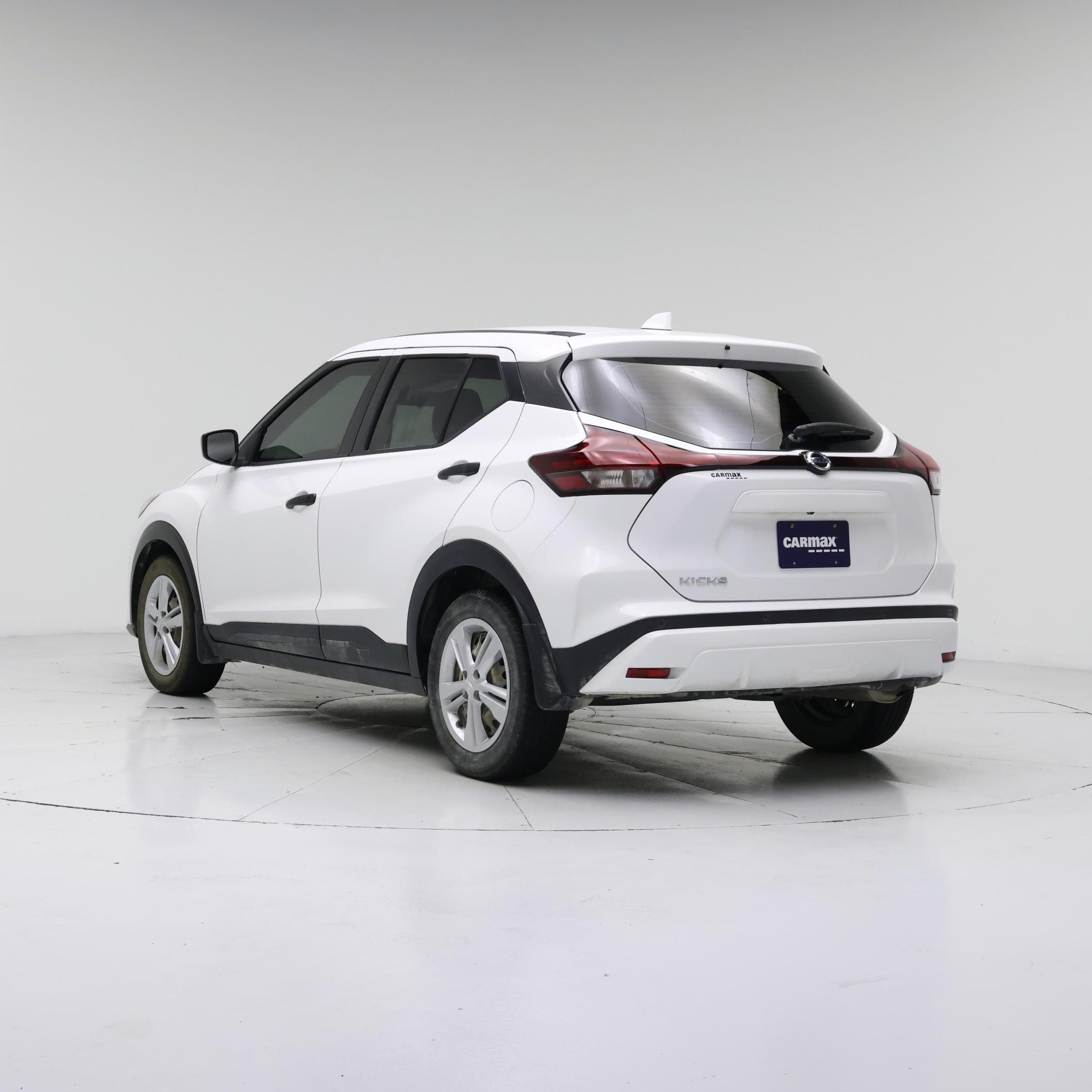 Thumbnail: 2021 Nissan Kicks - 2
