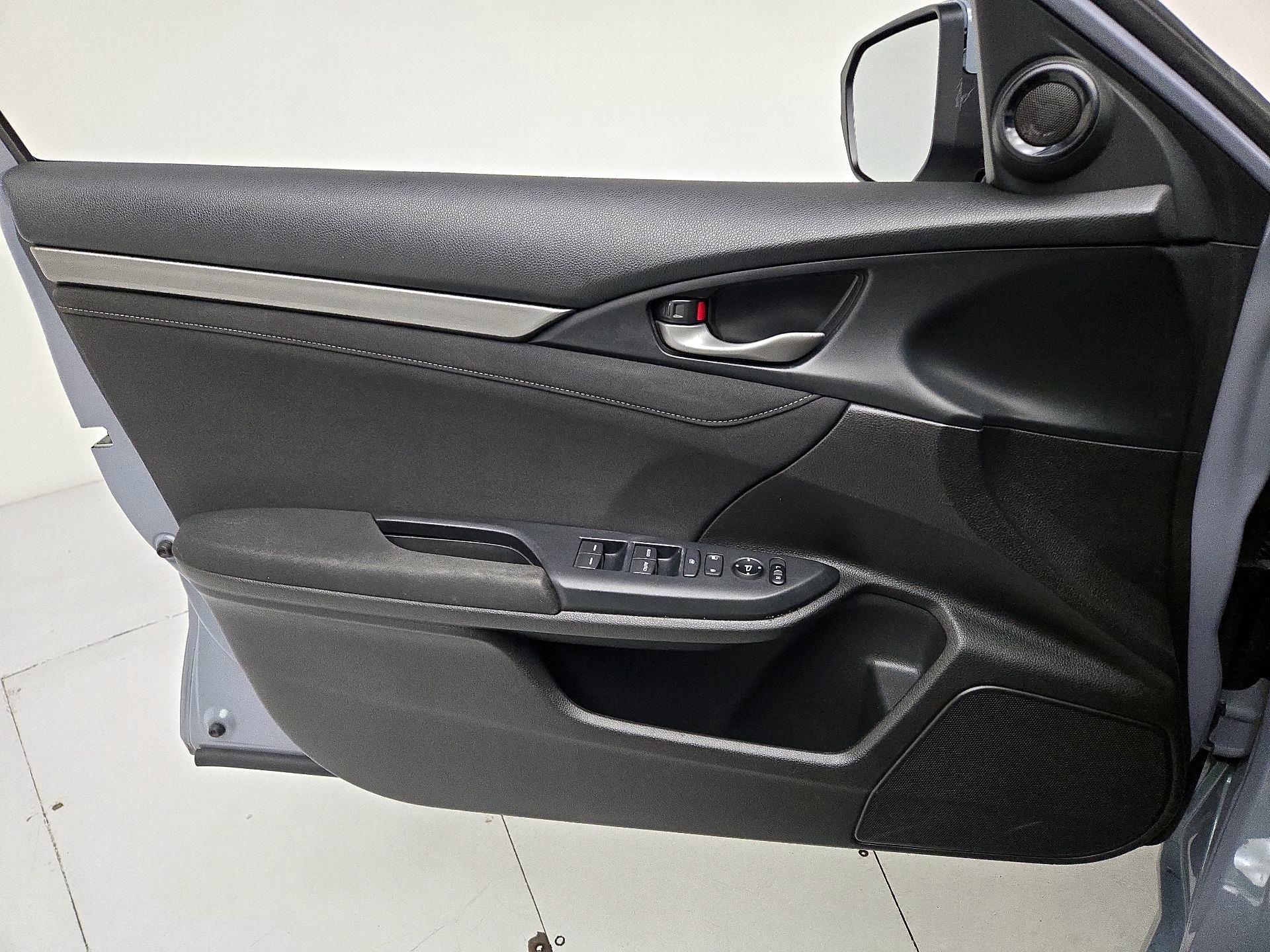 Thumbnail: 2019 Honda Civic - 12