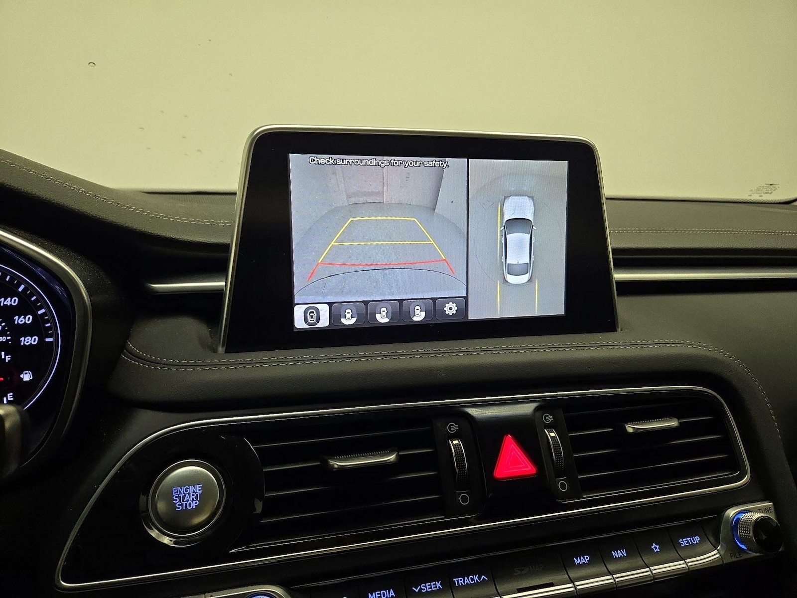 2020 GENESIS G70 Standard - Photo 16