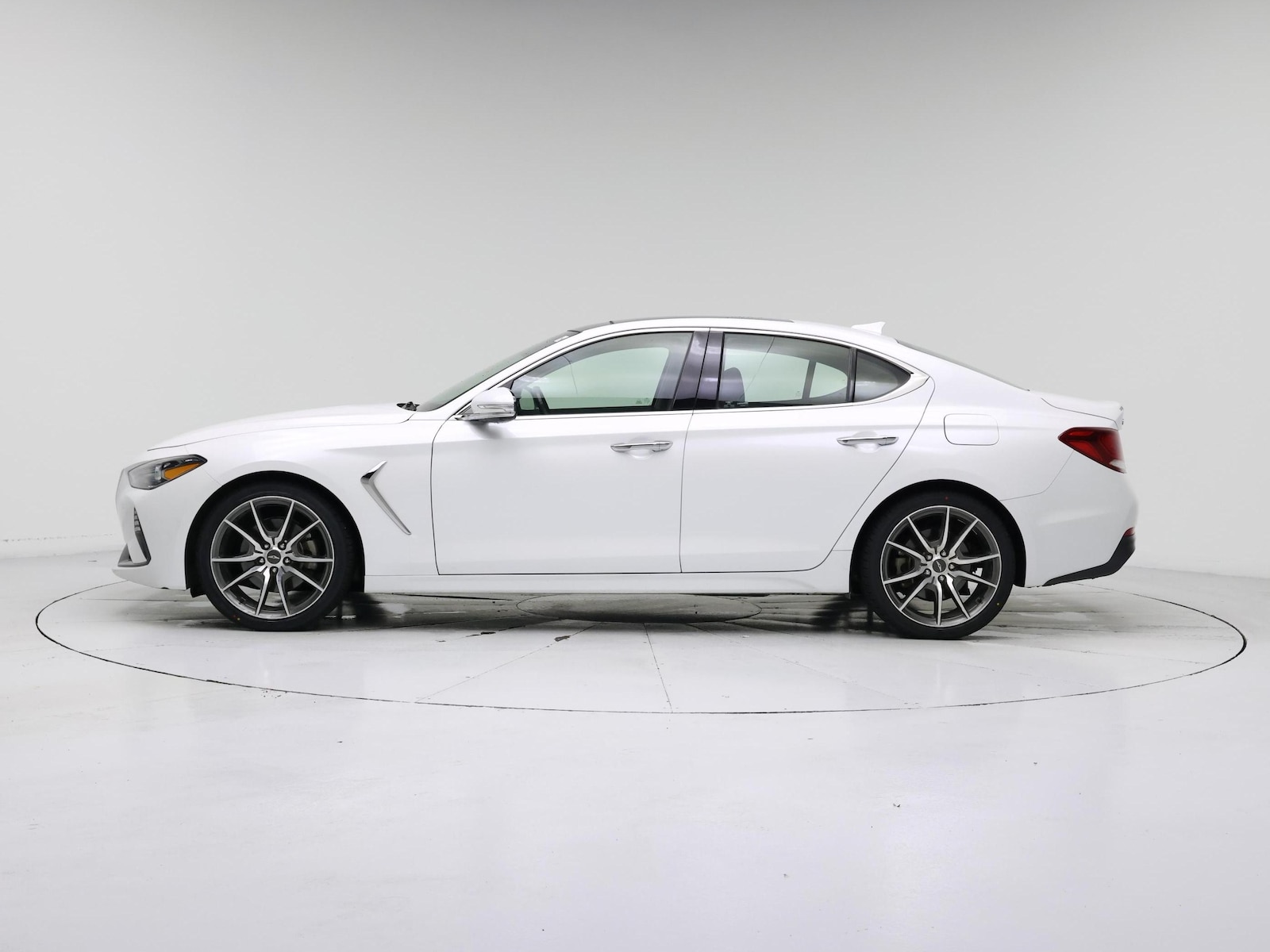 2020 GENESIS G70 Standard - Photo 4