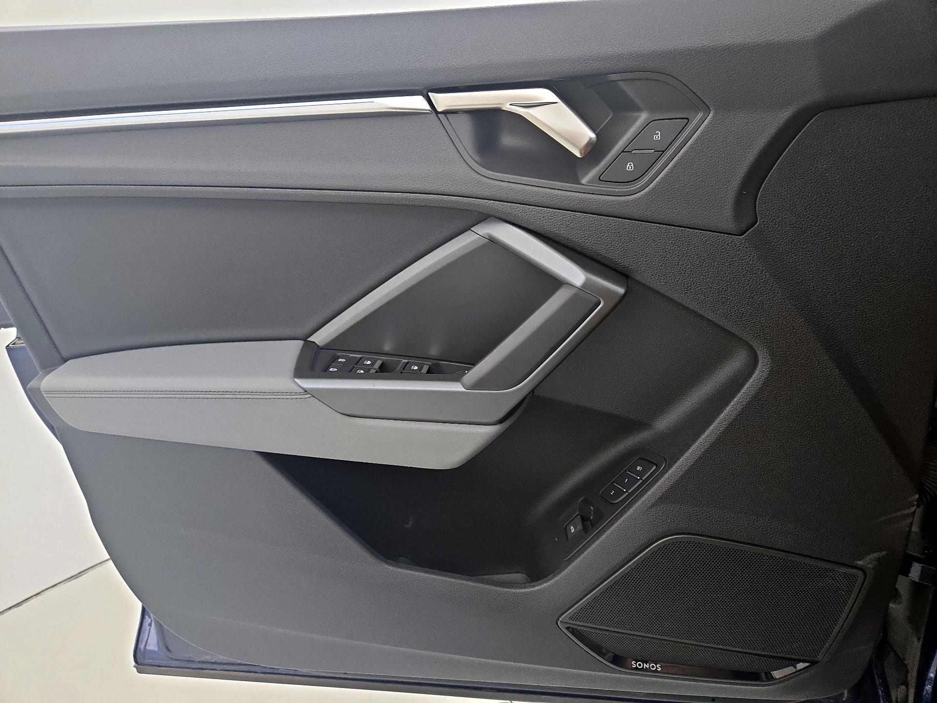 Thumbnail: 2024 Audi Q3 - 12