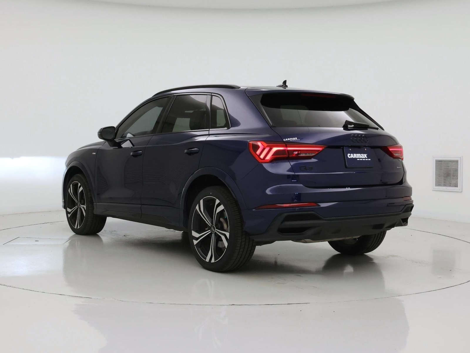 2024 Audi Q3 S Line Premium Plus - Photo 3