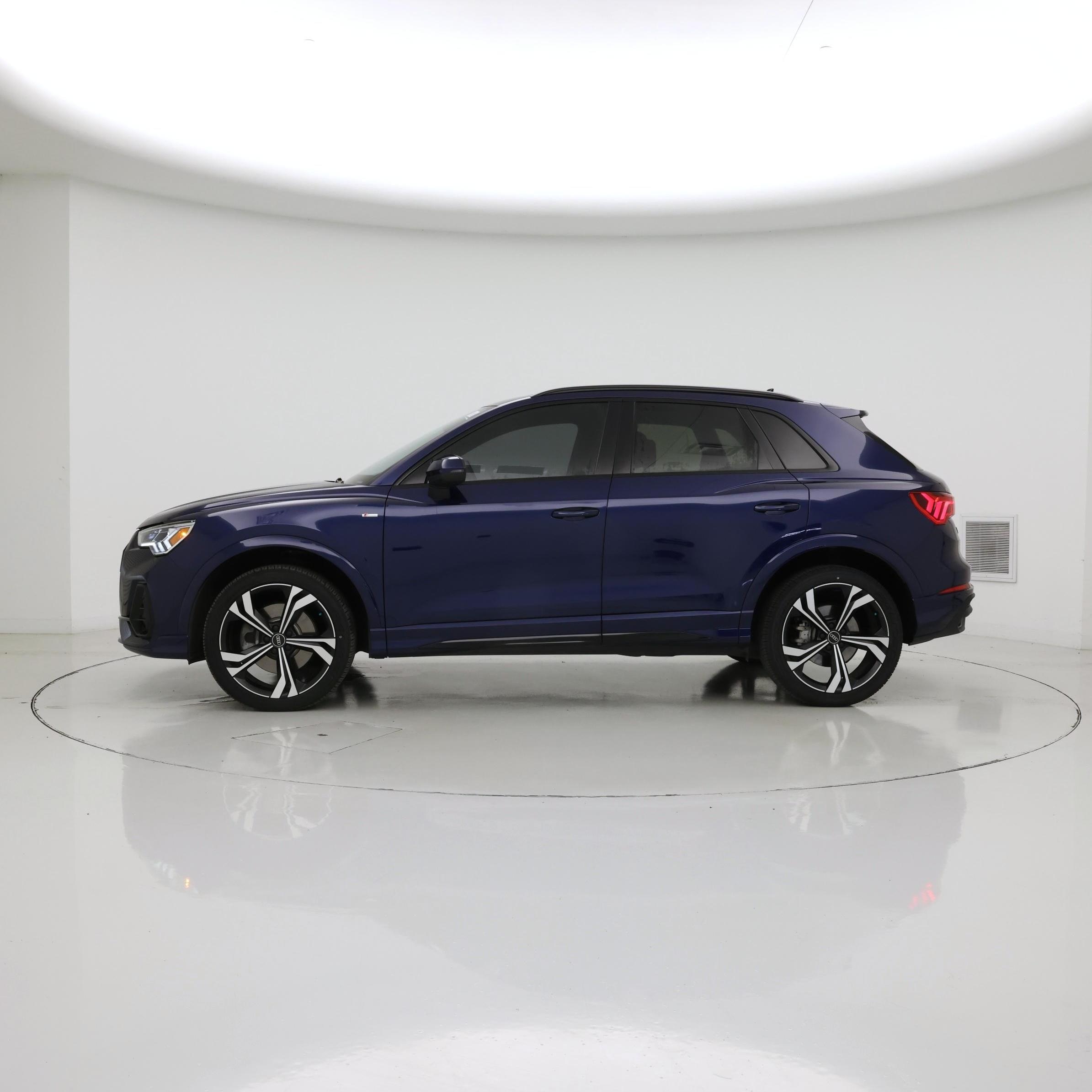 Thumbnail: 2024 Audi Q3 - 3