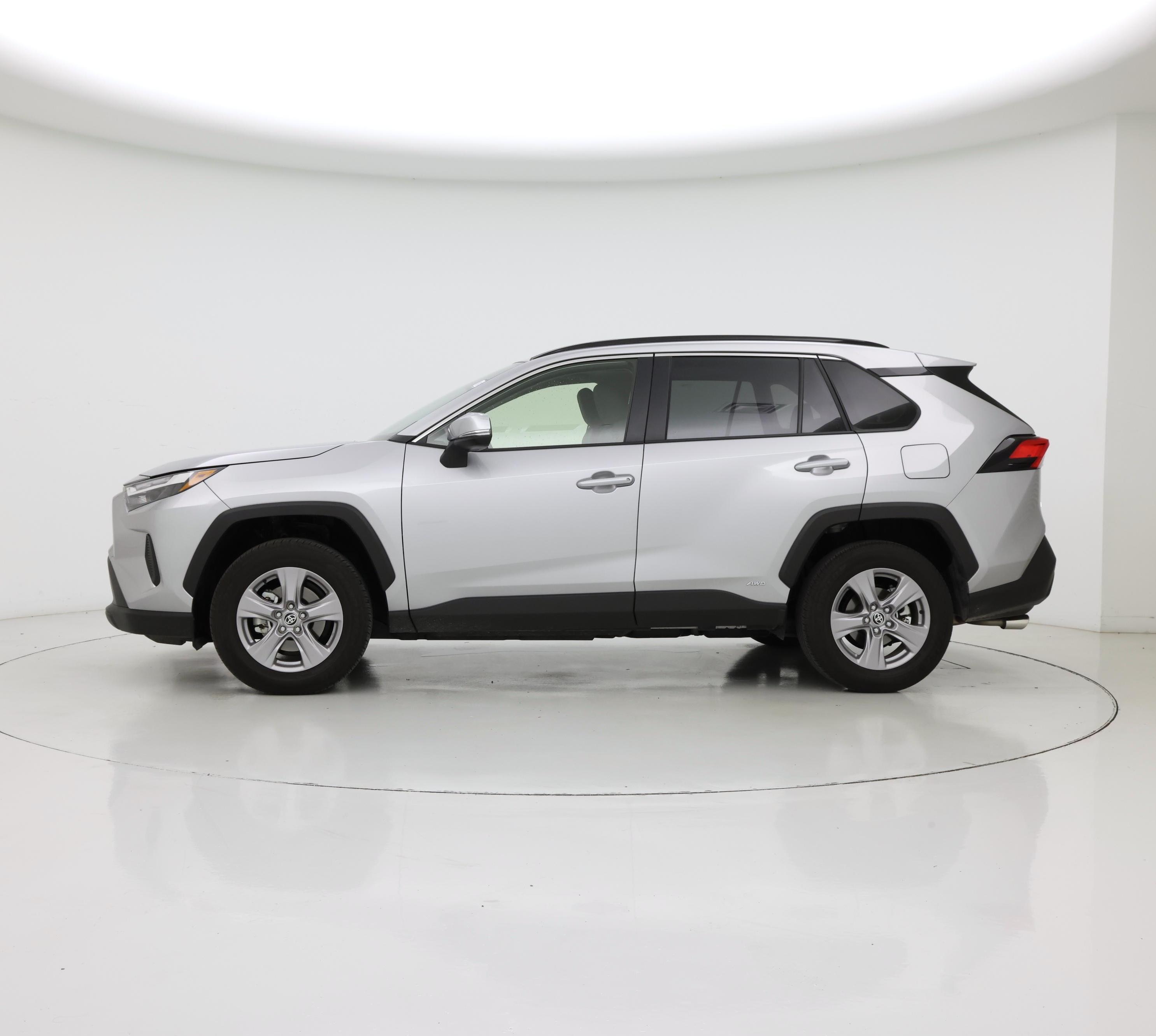 Thumbnail: 2025 Toyota RAV4 - 3