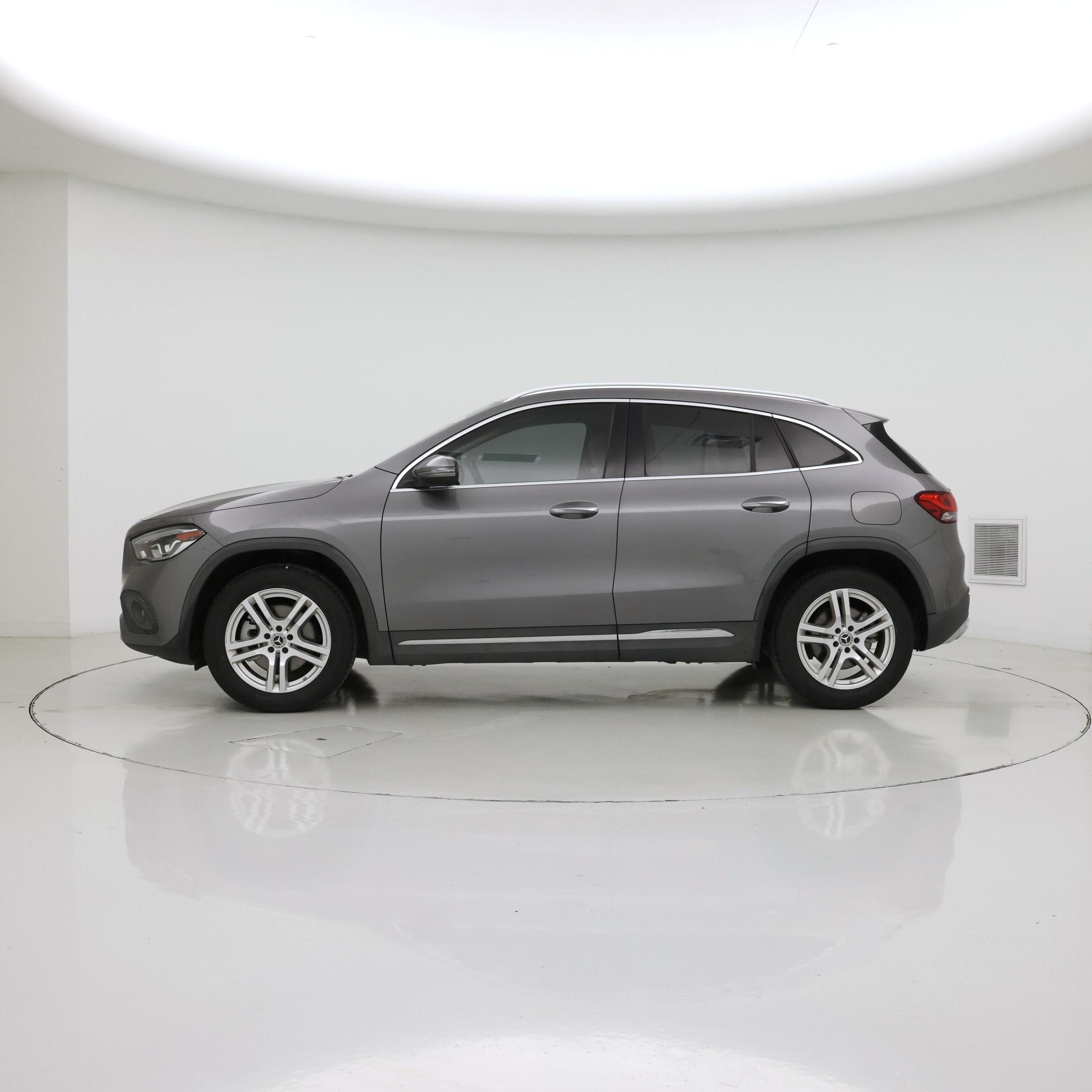 Thumbnail: 2021 Mercedes-Benz GLA - 3