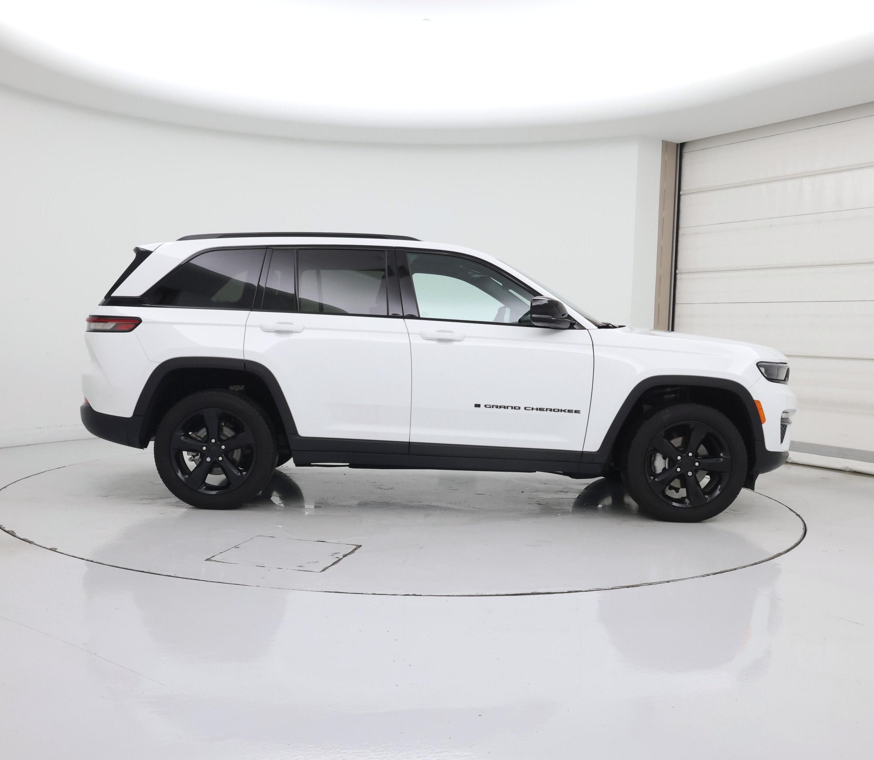 Thumbnail: 2025 Jeep Grand Cherokee - 7