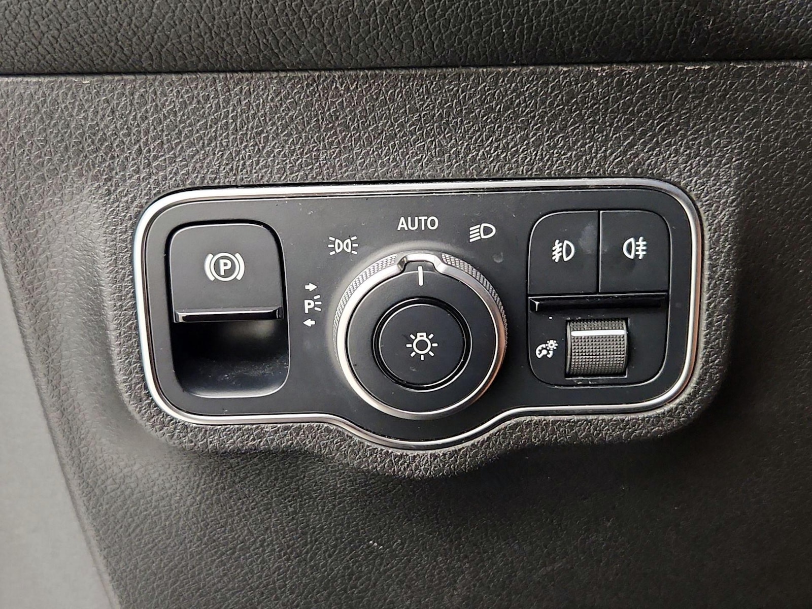 2021 Mercedes-Benz GLB Base - Photo 14