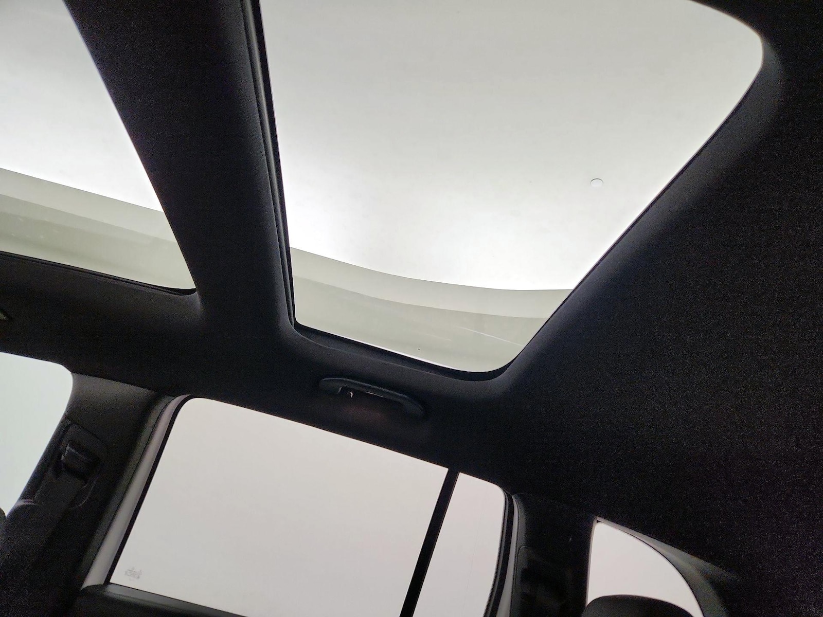 2021 Mercedes-Benz GLB Base - Photo 26