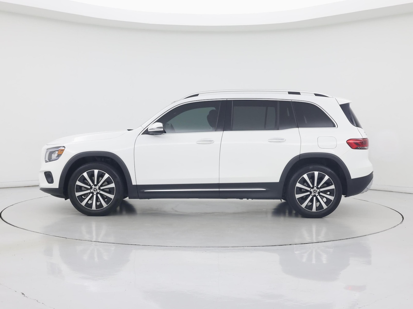 2021 Mercedes-Benz GLB Base - Photo 4