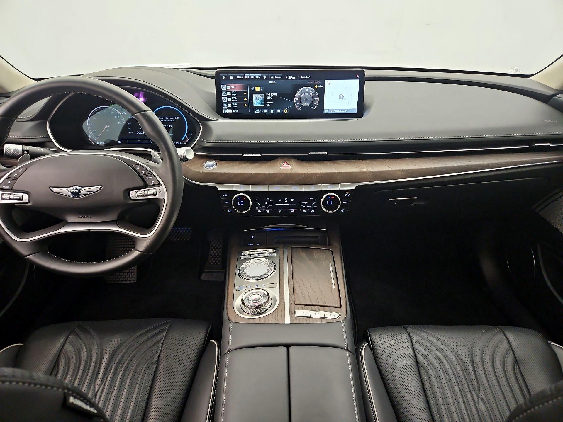 Thumbnail: 2021 Genesis G80 - 9