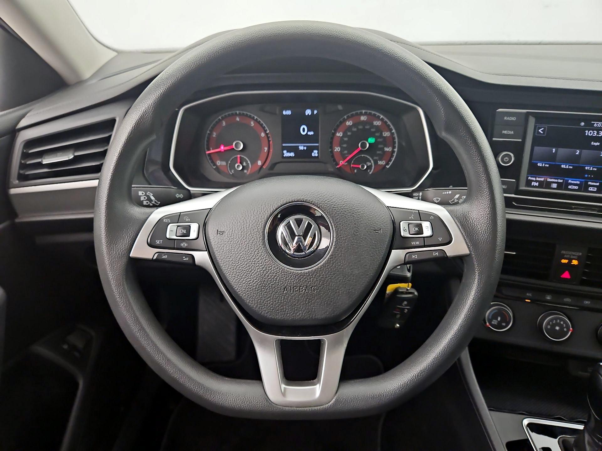 Thumbnail: 2020 Volkswagen Jetta - 10