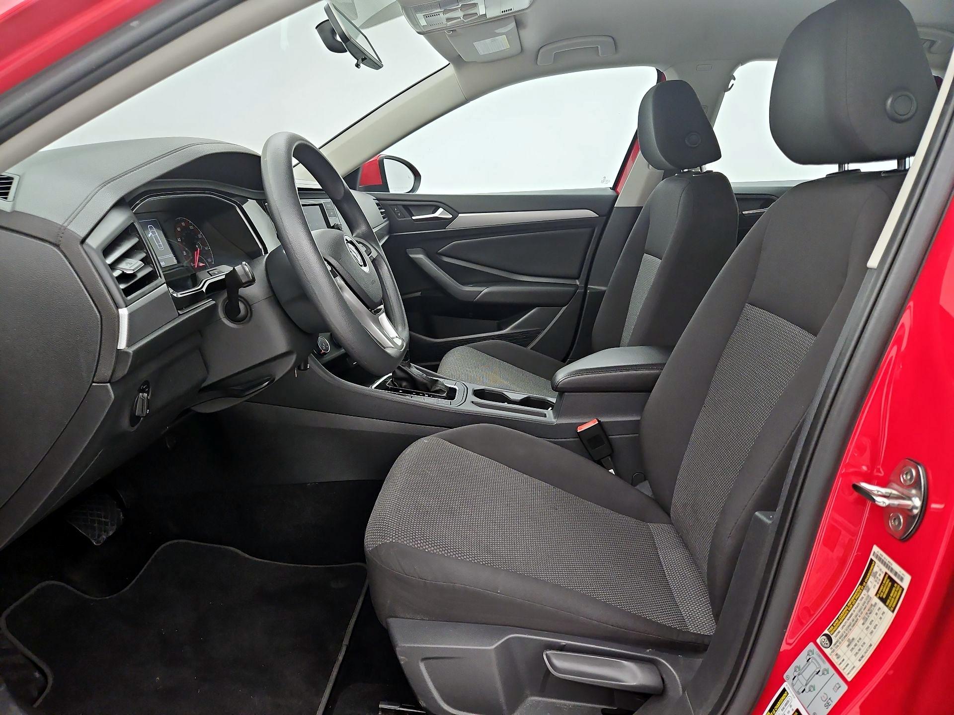 Thumbnail: 2020 Volkswagen Jetta - 11