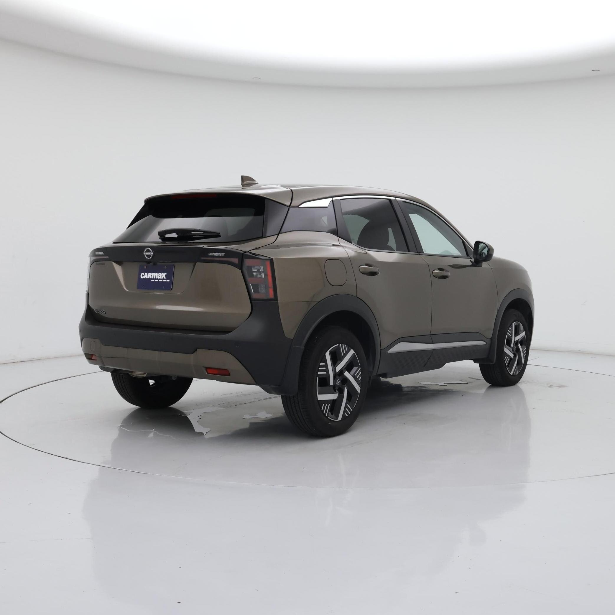 Thumbnail: 2025 Nissan Kicks - 8