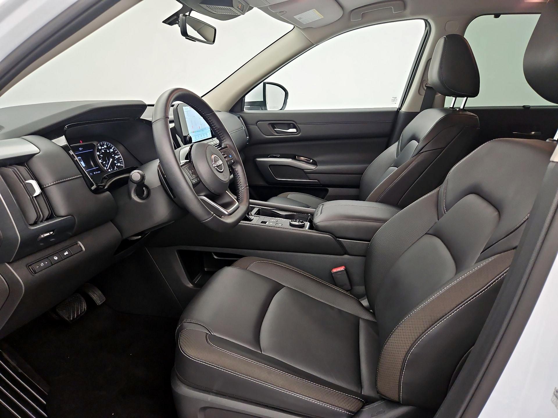 Thumbnail: 2025 Nissan Pathfinder - 11