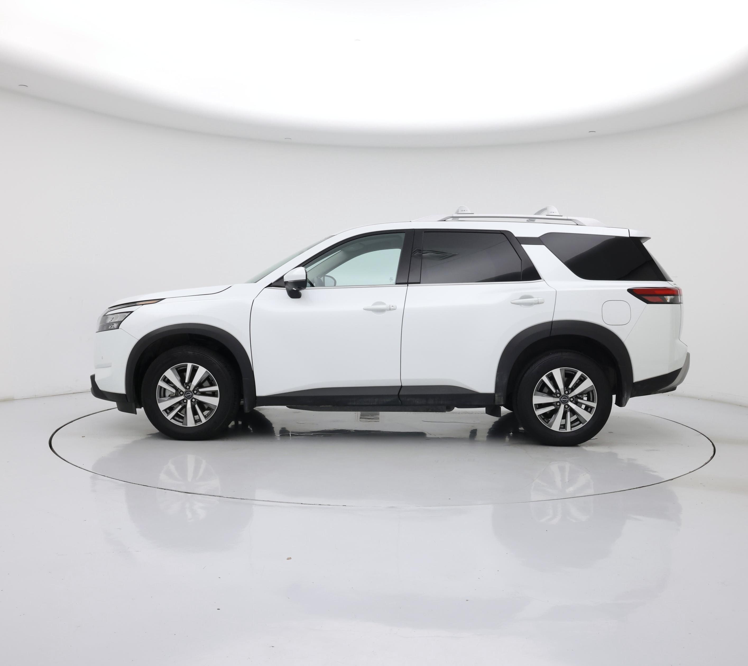 Thumbnail: 2025 Nissan Pathfinder - 3