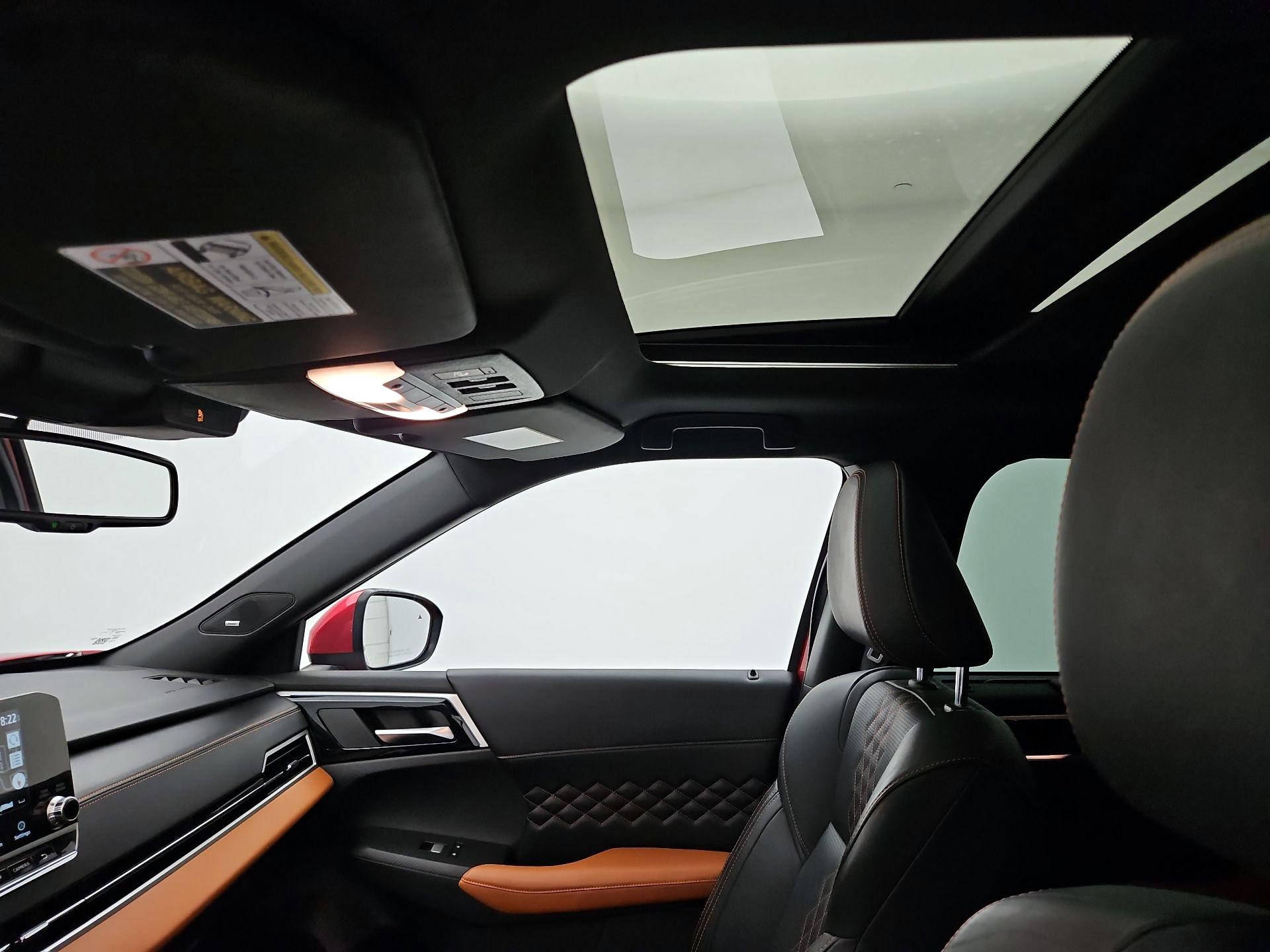 Thumbnail: 2022 Mitsubishi Outlander - 20