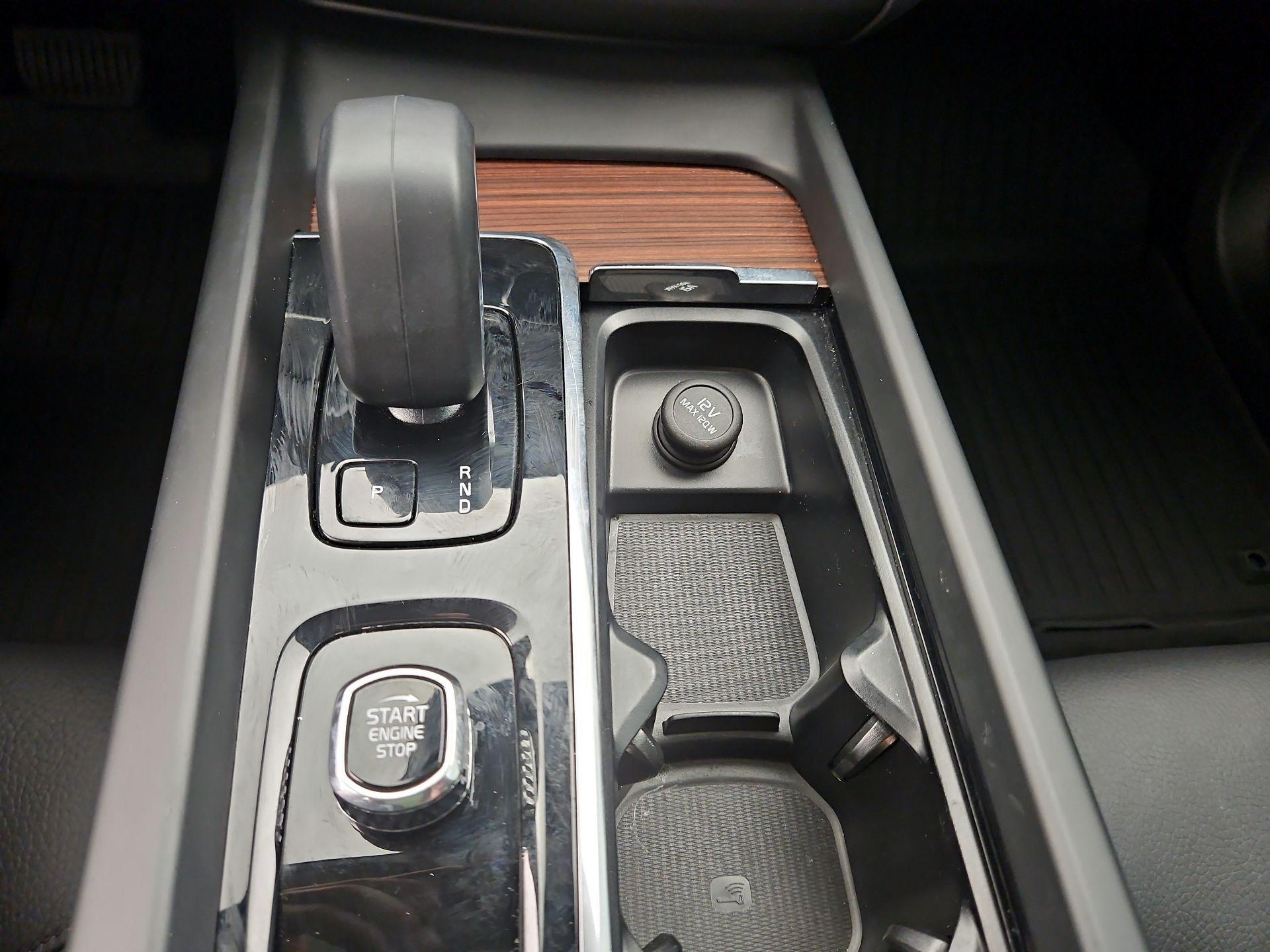 Thumbnail: 2023 Volvo XC60 - 18