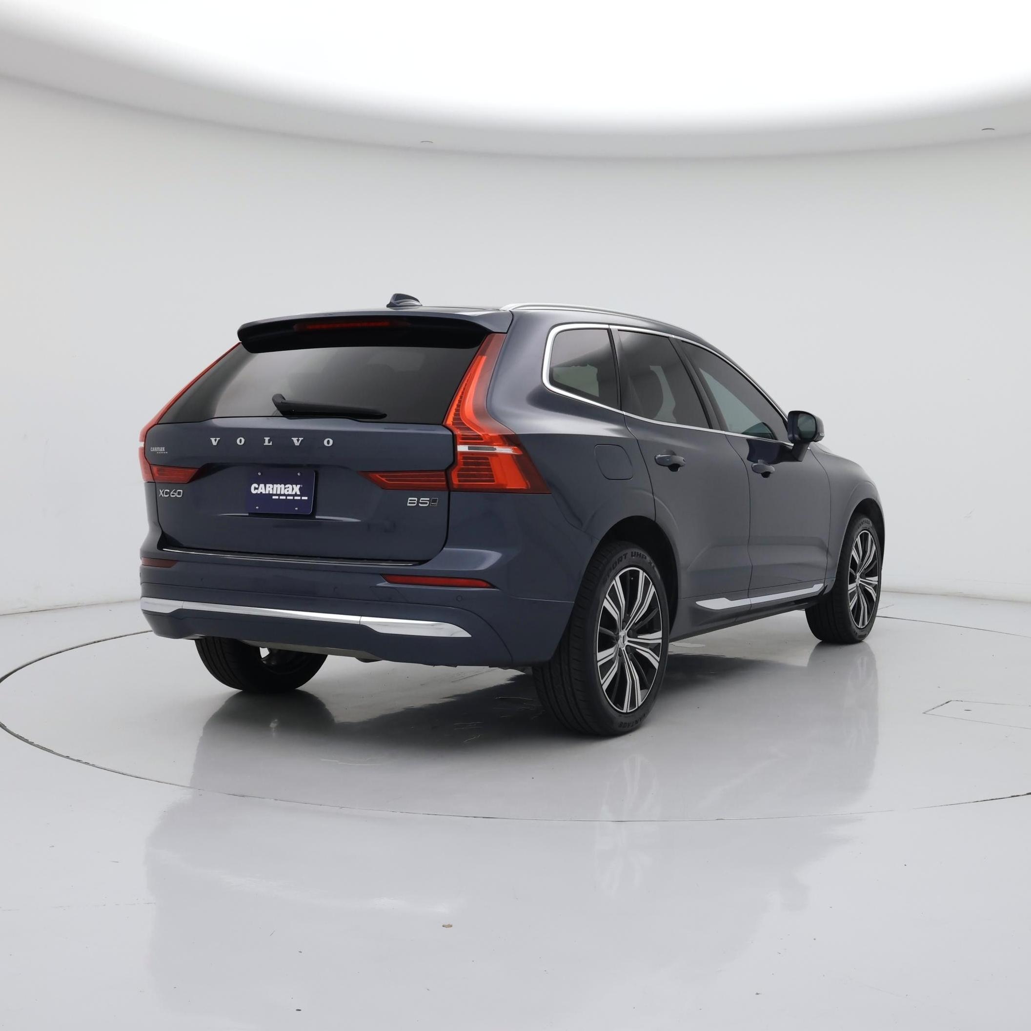 Thumbnail: 2023 Volvo XC60 - 8