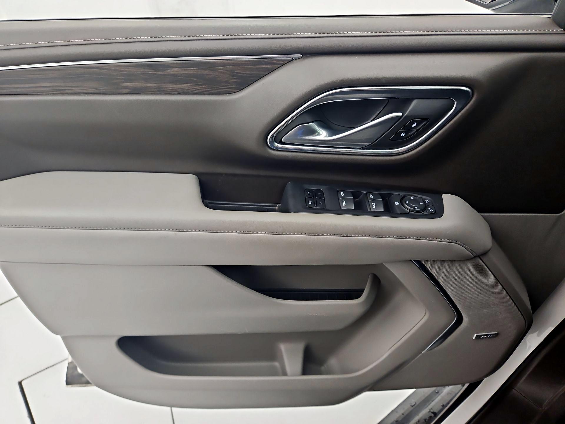 Thumbnail: 2021 Chevrolet Tahoe - 12