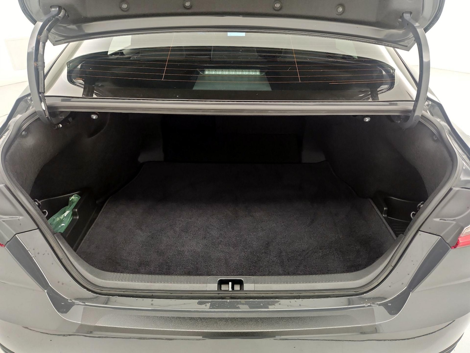2025 Toyota Camry LE, photo 22