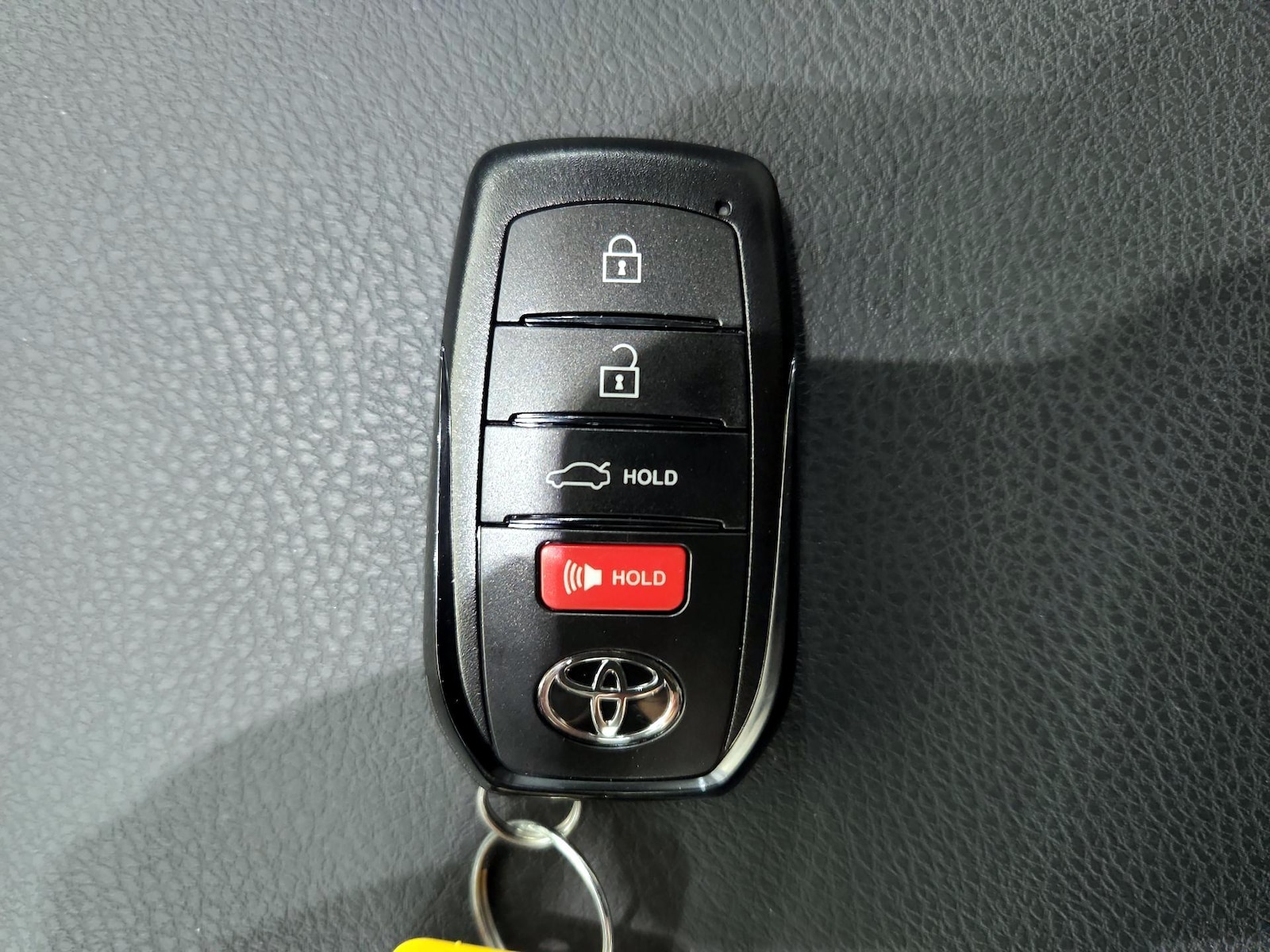 2025 Toyota Camry LE, photo 24