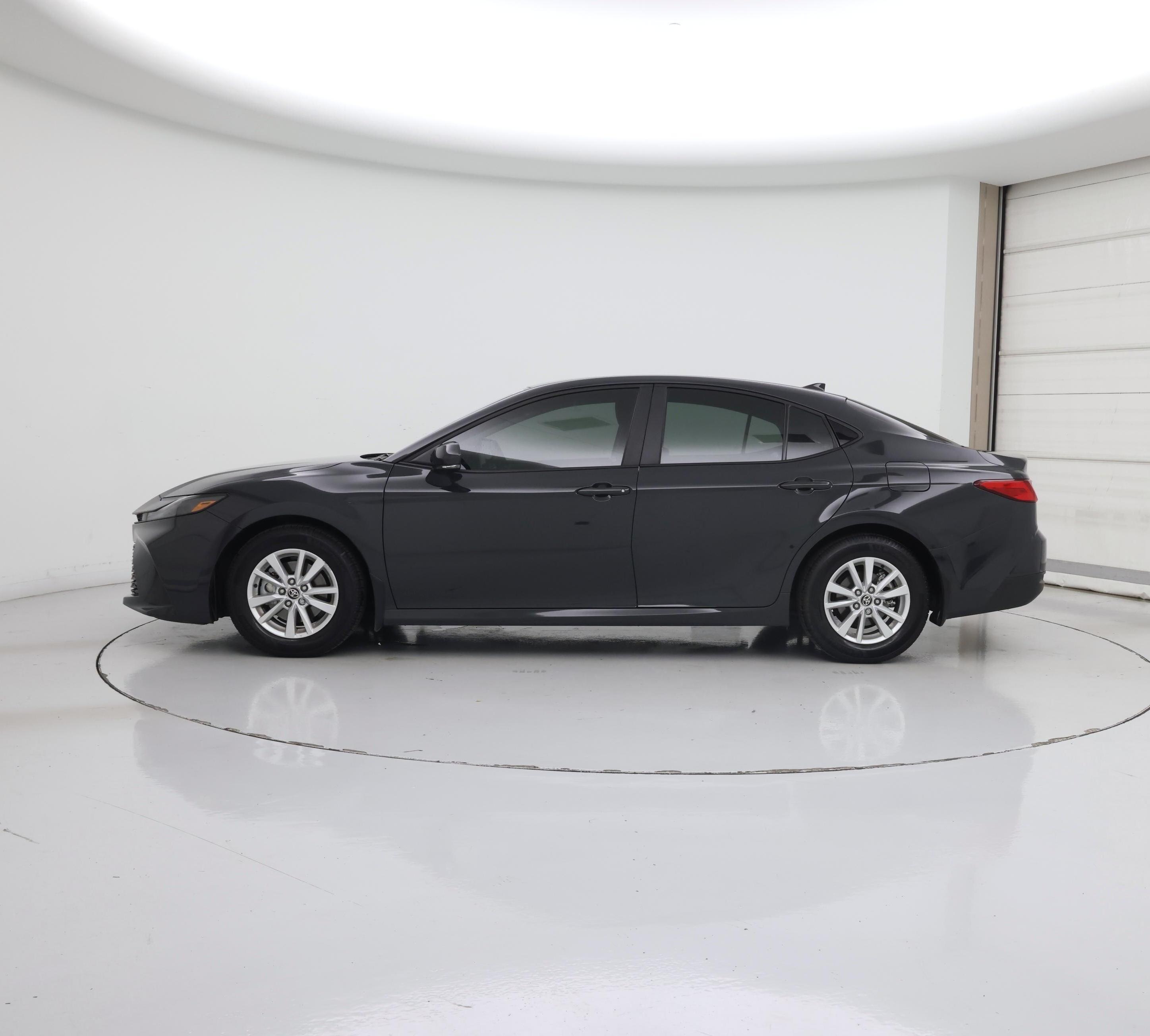 Thumbnail: 2025 Toyota Camry - 3