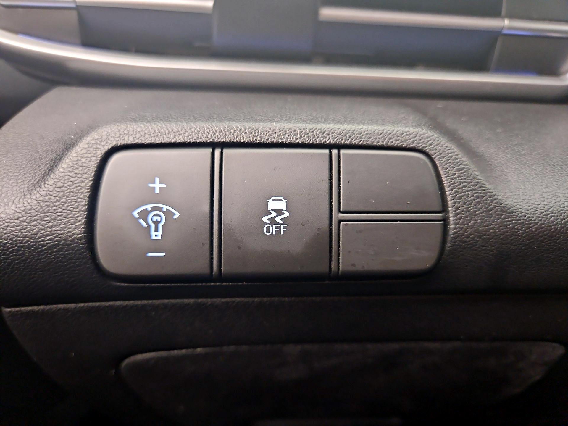 Thumbnail: 2024 Hyundai Elantra - 13